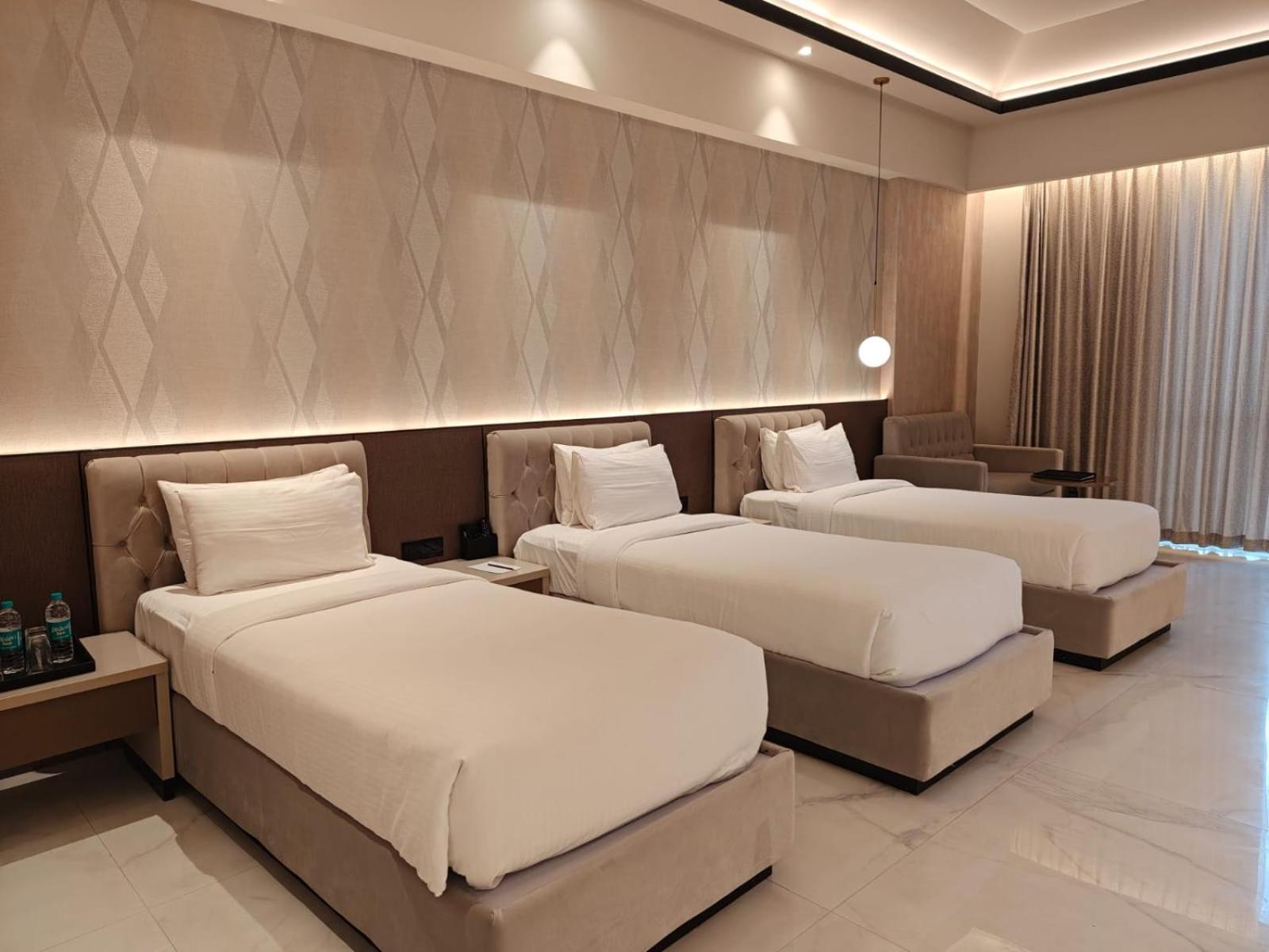 Deluxe Triple Room