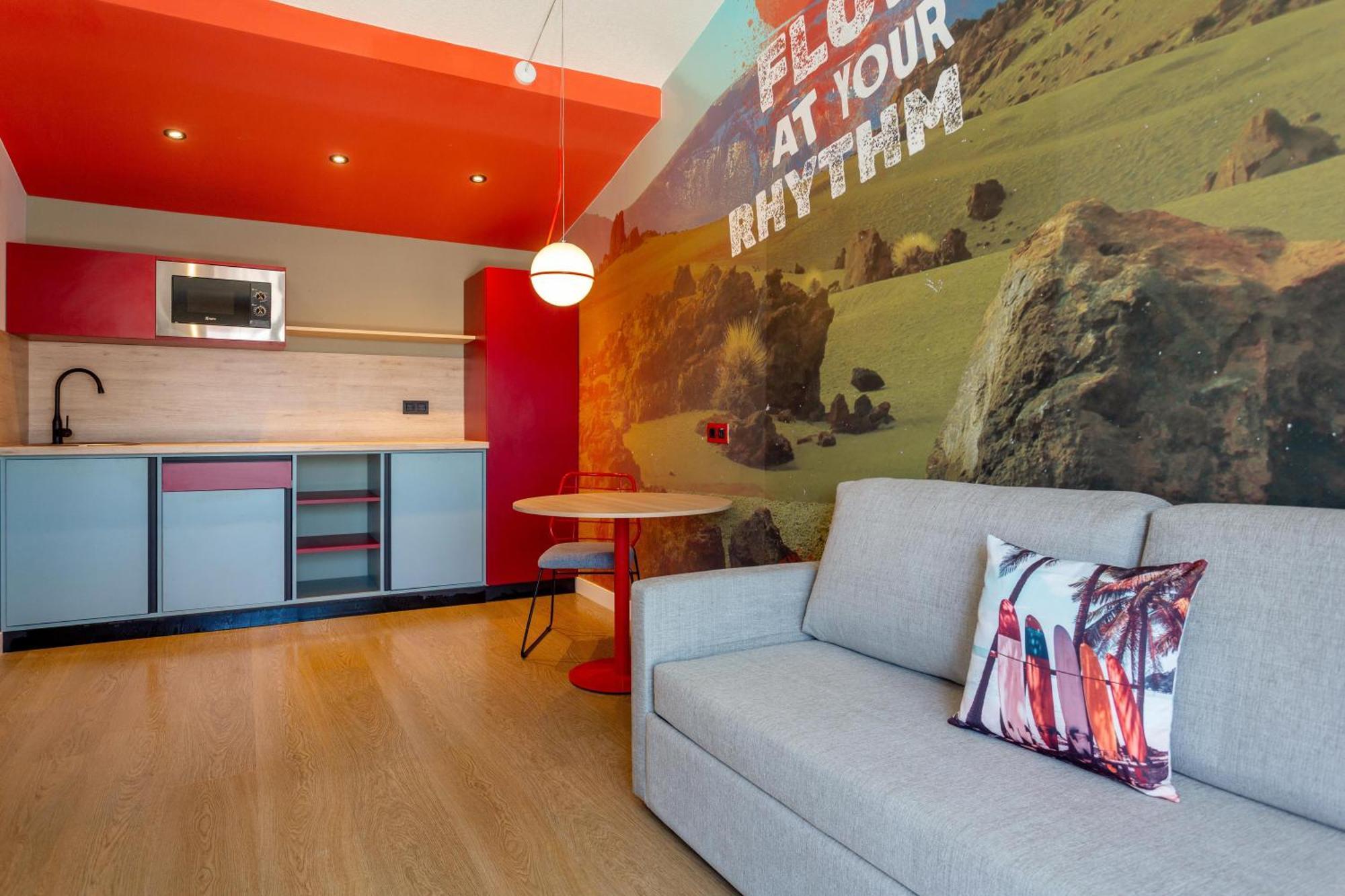 The Loop suite