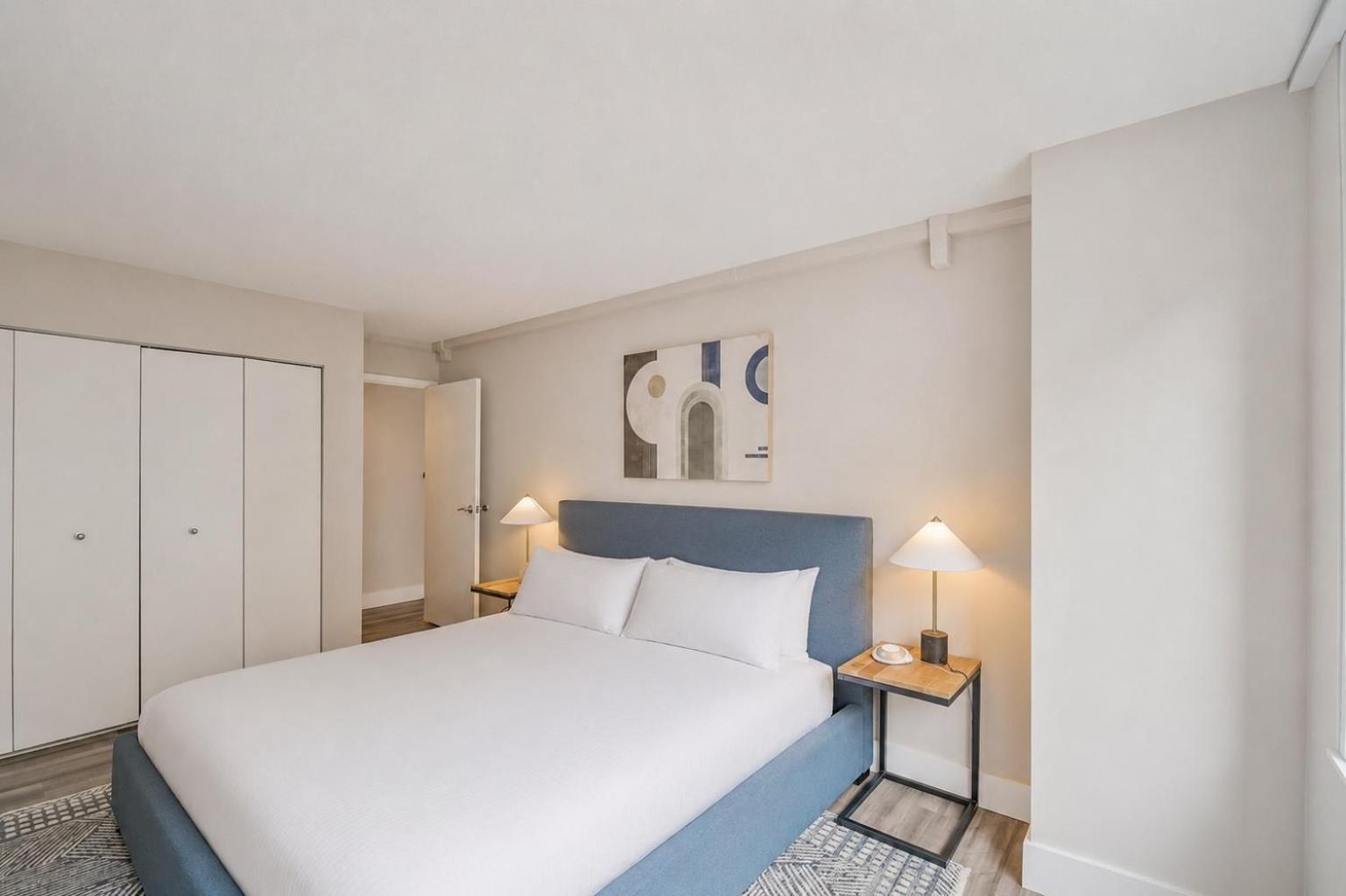 Classic King Studio Kitchenette