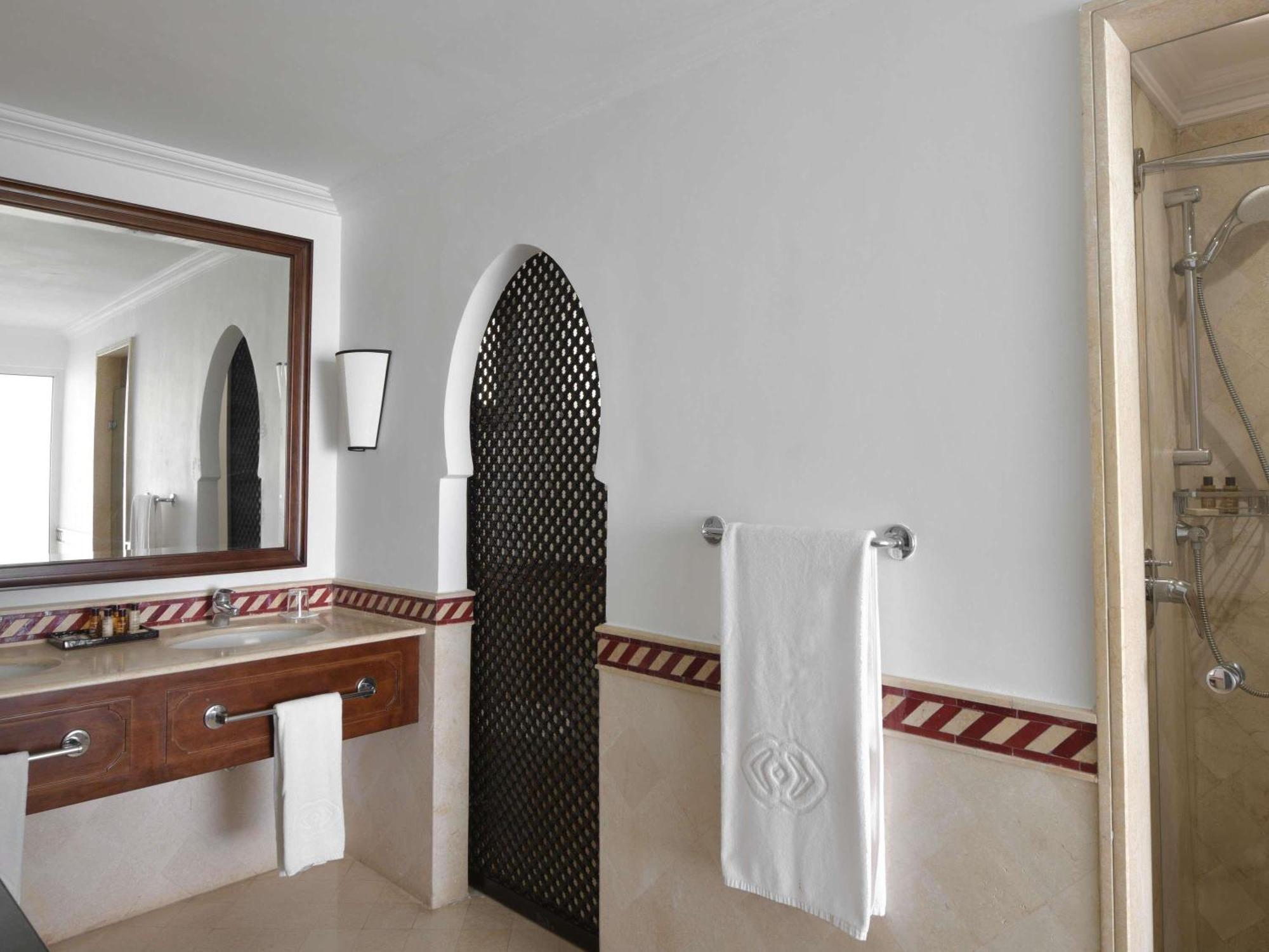 Executive Two-Bedroom Villa Private Heated Pool Ocean View