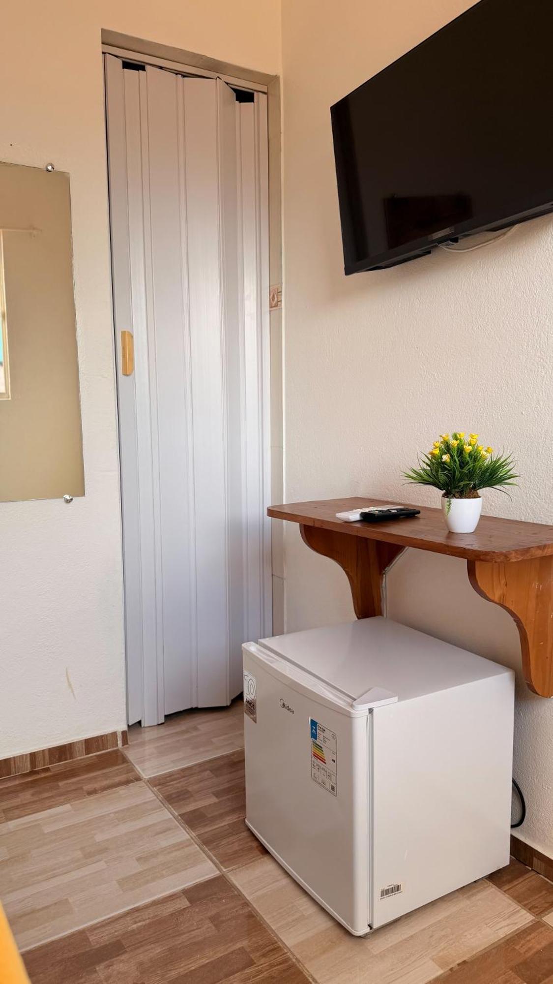 Economy Single Room