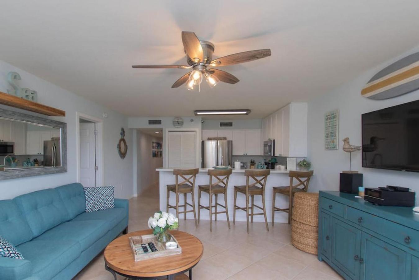 Two-Bedroom Apartment with Ocean View