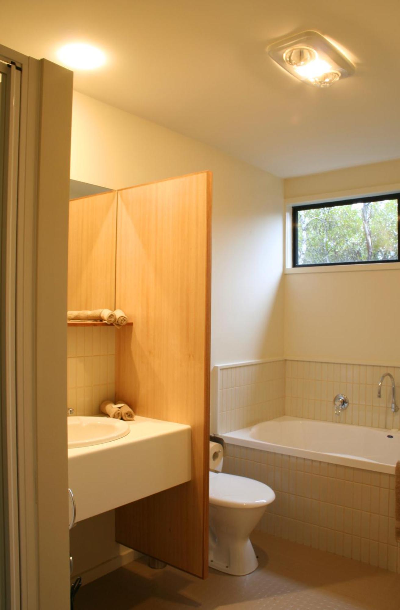 Superior 2 Bedroom Spa Chalet - Sleeps 4