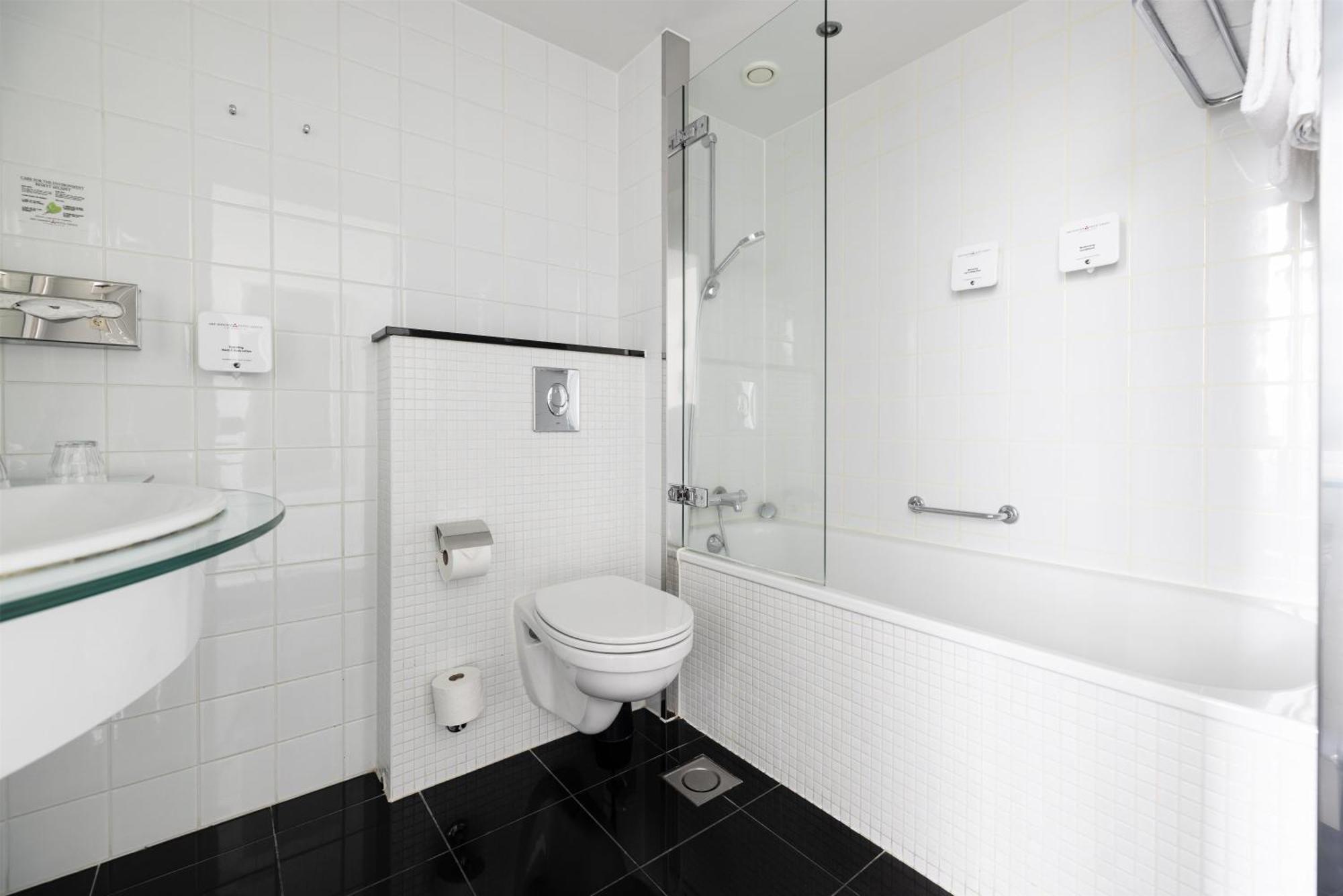 Quarto com 2 Camas de Solteiro
