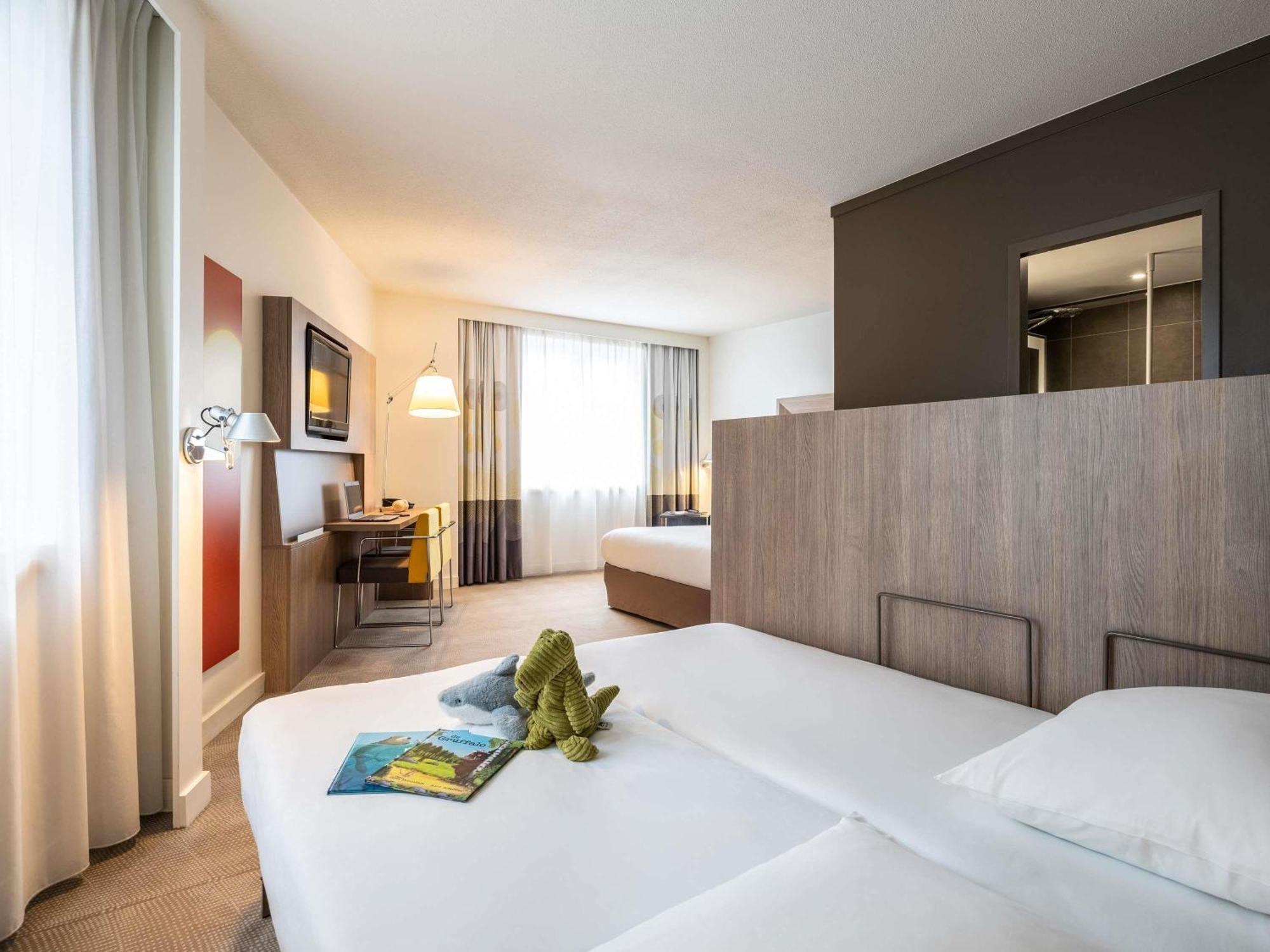 Superior Double Room with Sofa Beds