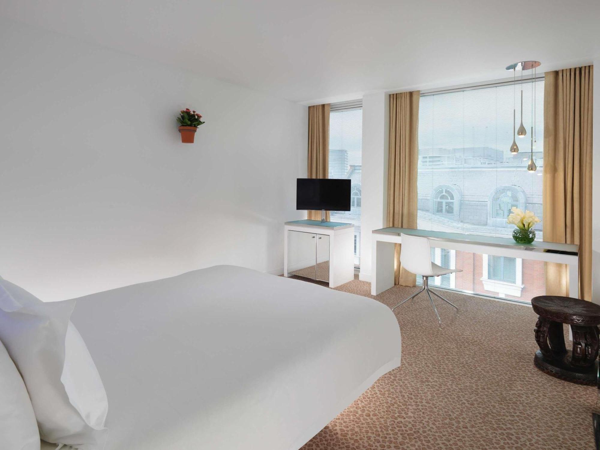 Standard Room Mobility Accessible