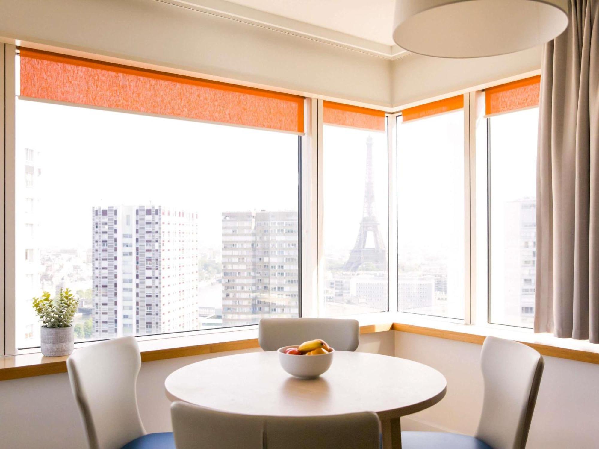 One-Bedroom Apartment View on Eiffel Tower