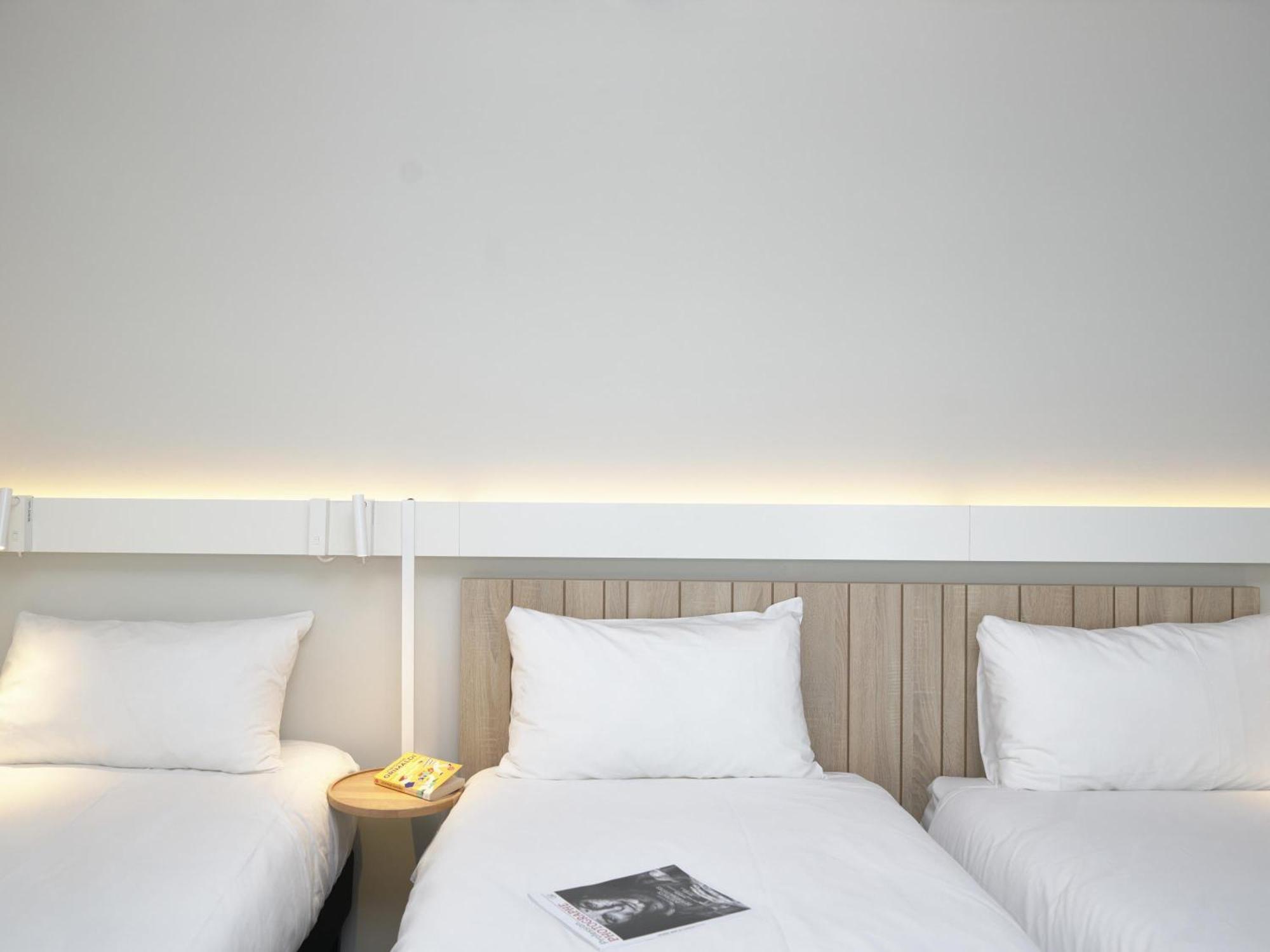 Room 3 Single Beds