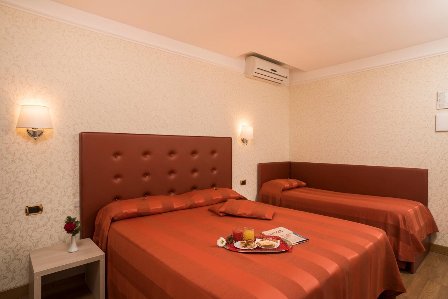 Dreibettzimmer