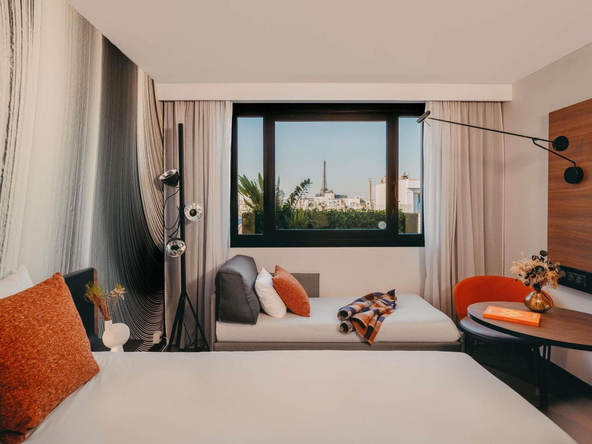 Executive Room One Double Bed One Single Sofa Bed Eiffel Tower View