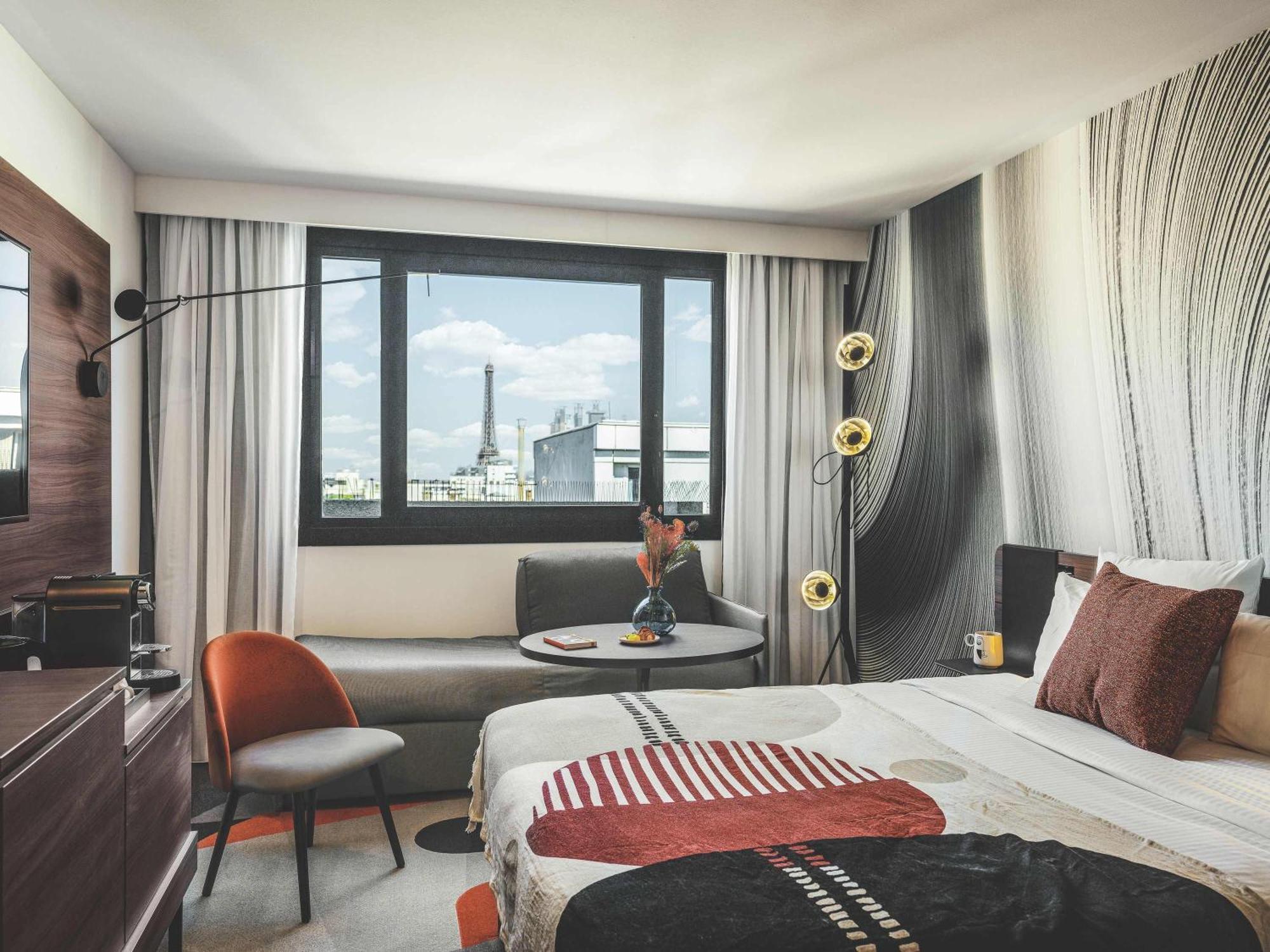 Executive Room One Double Bed One Single Sofa Bed Eiffel Tower View