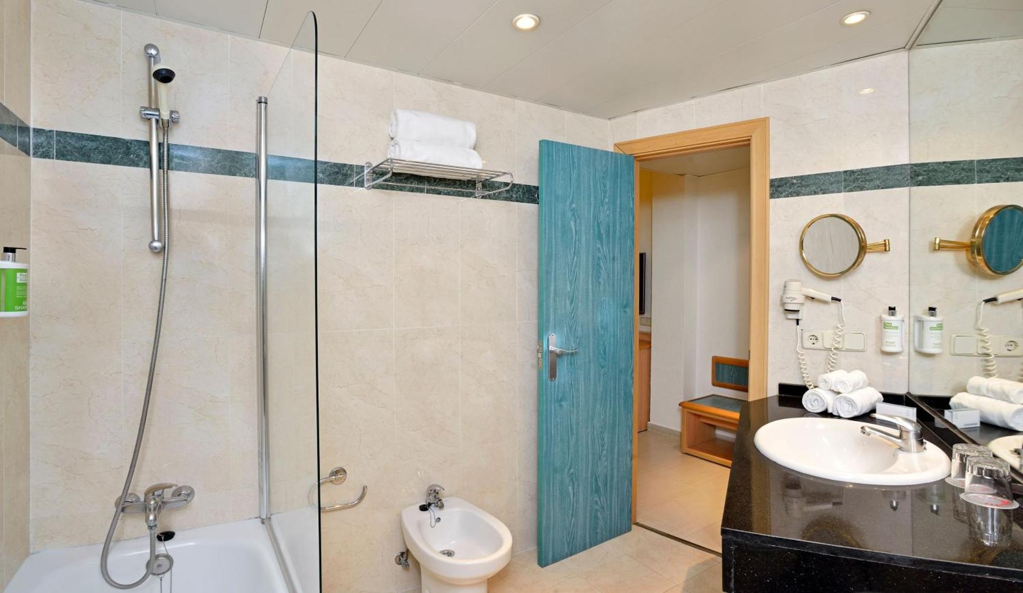 Sol Side Sea View Room