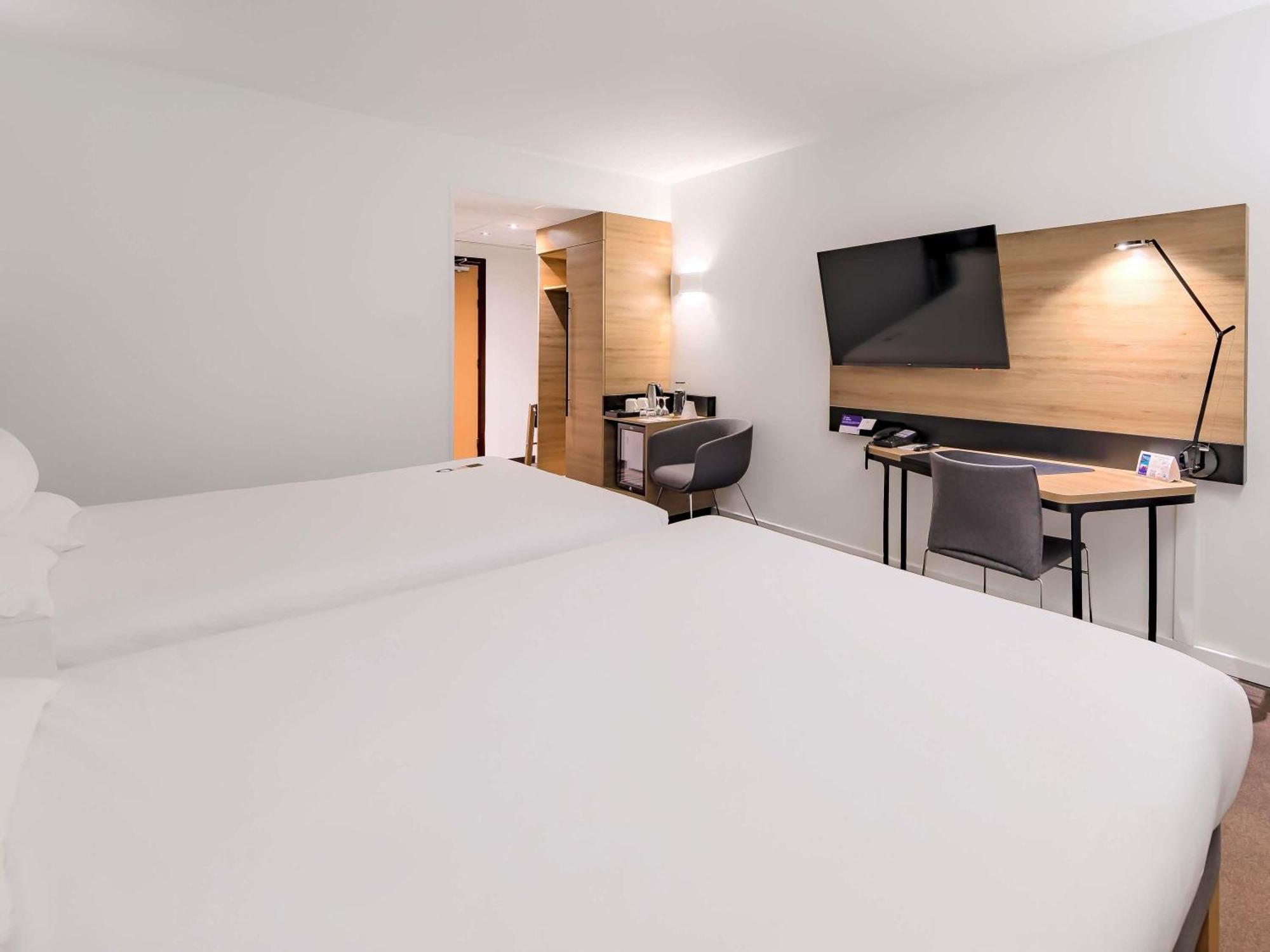 Standard Queen Room Two Queen Beds