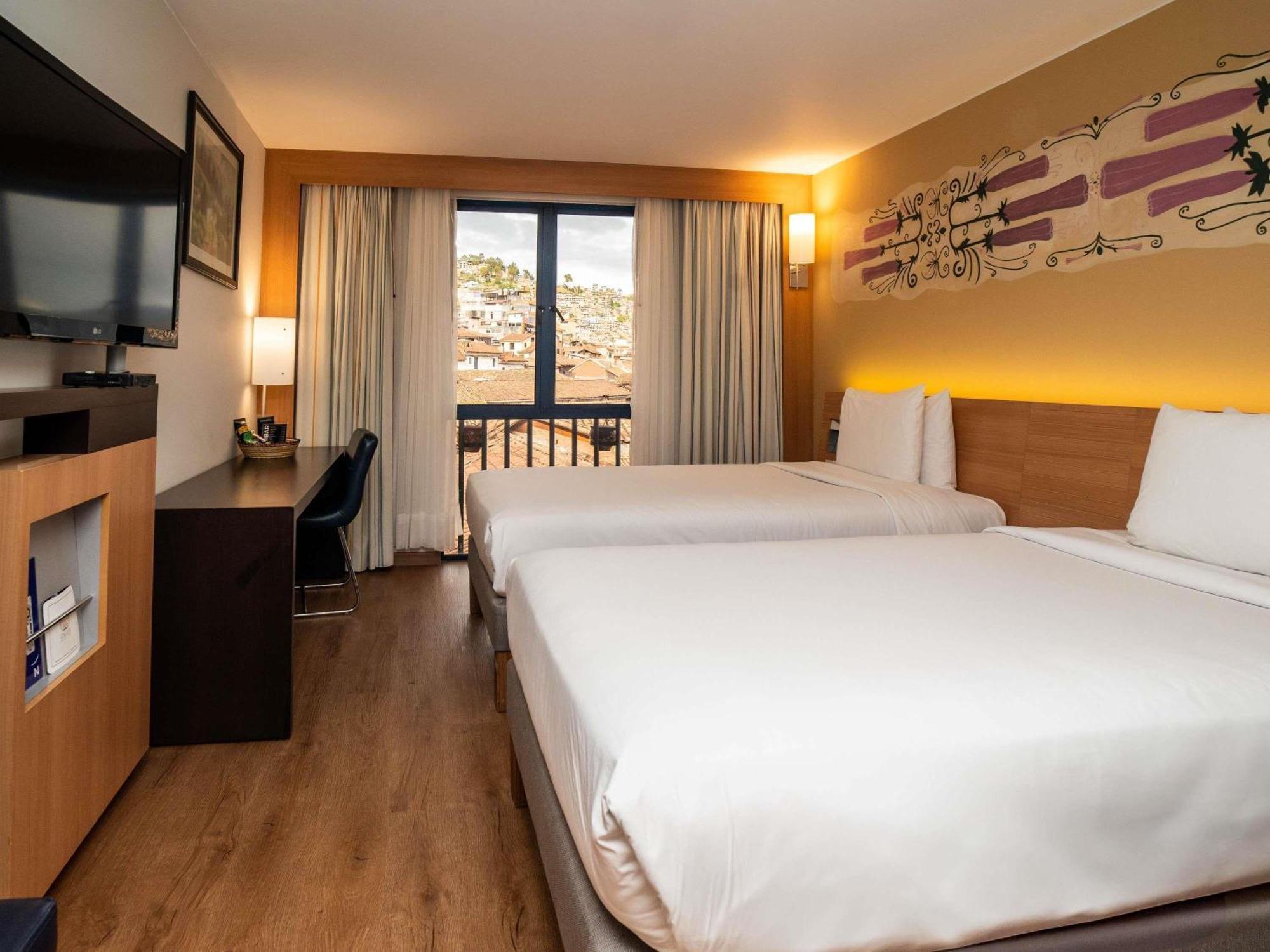 Standard Room with Two Single Beds