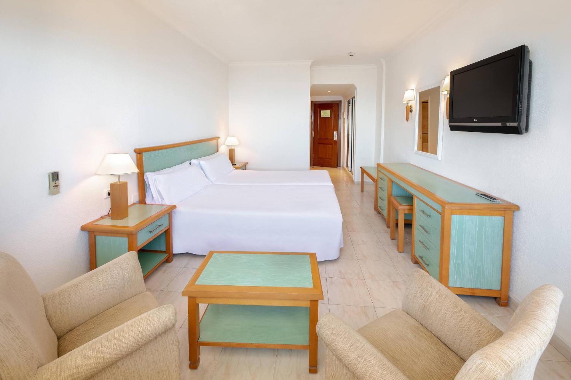 Superior Room Front Sea View