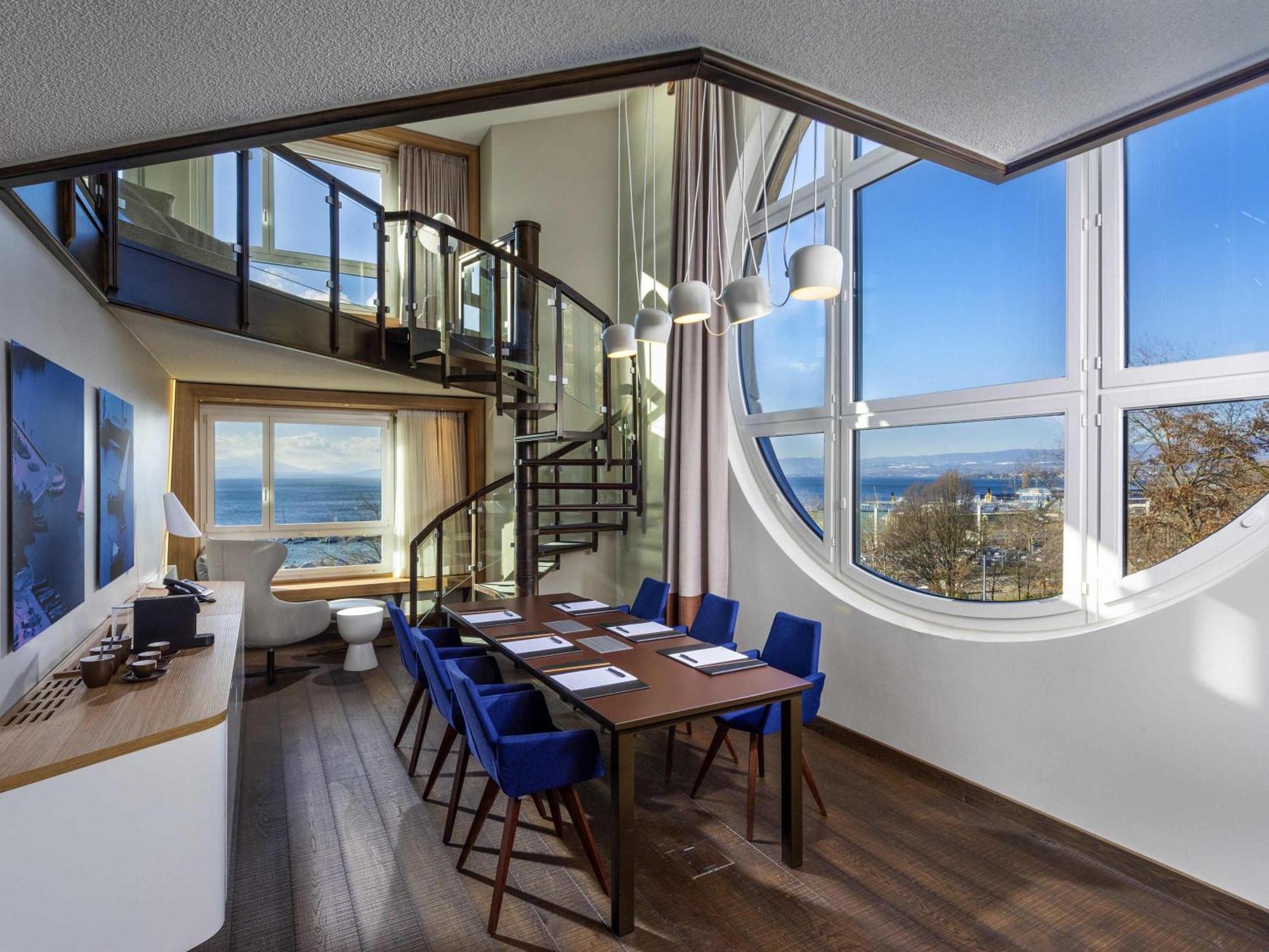 Maisonette-Suite mit Kingsize-Bett und Seeblick