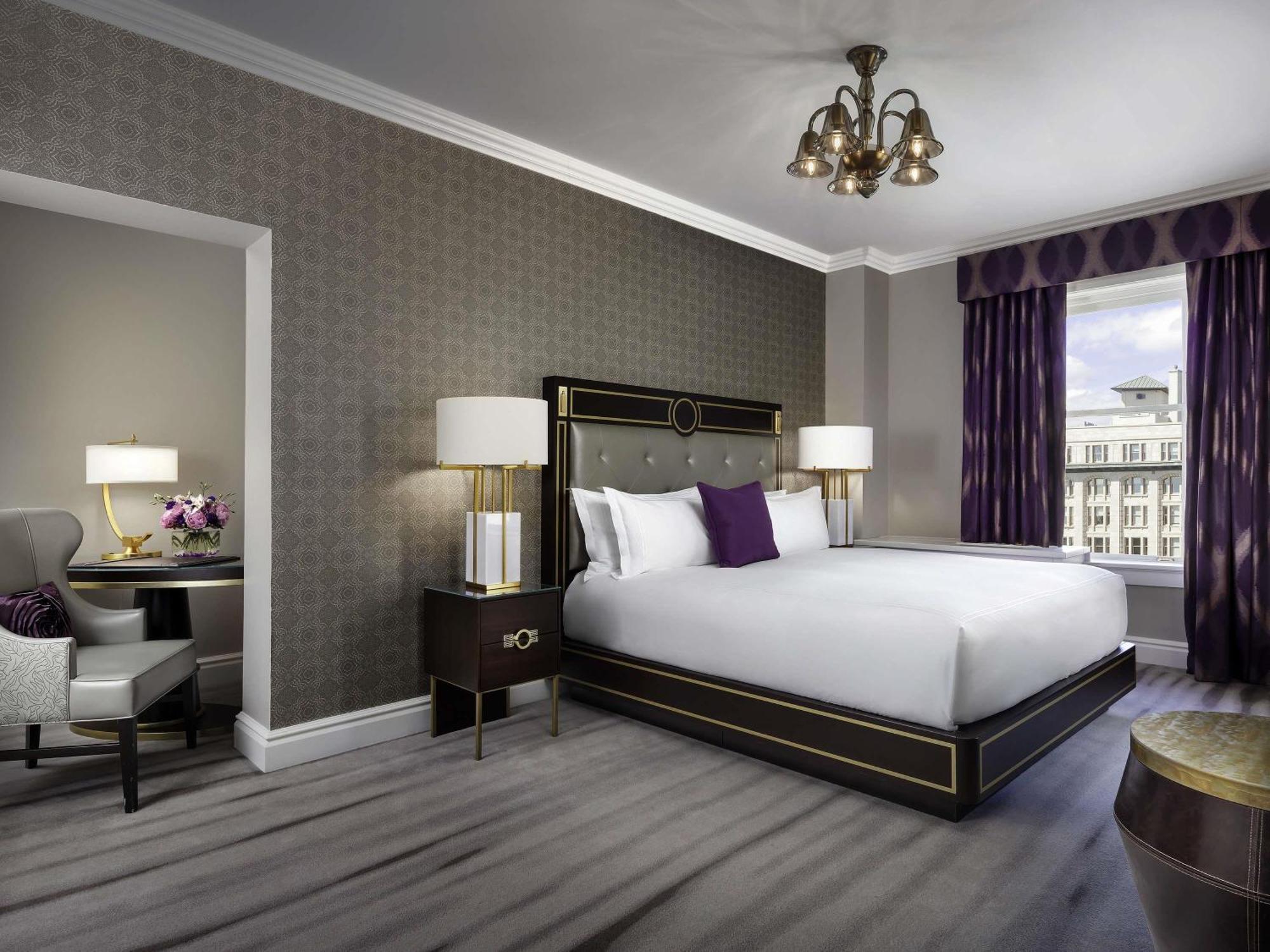 Suite Fairmont Gold de 1 dormitorio con vistas a la ciudad - 1 cama extragrande