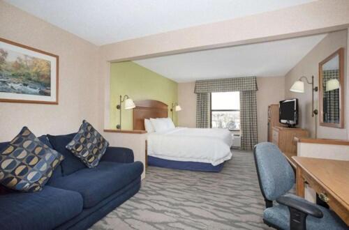 King Room - Mobility Access/Non-Smoking