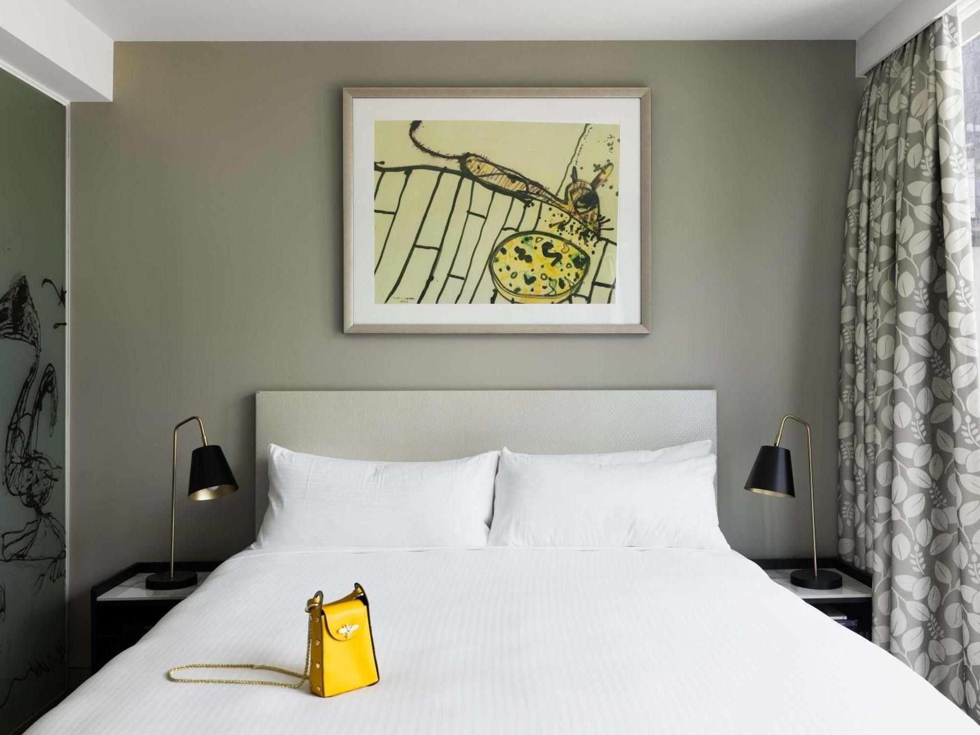 One Bedroom Deluxe Suite