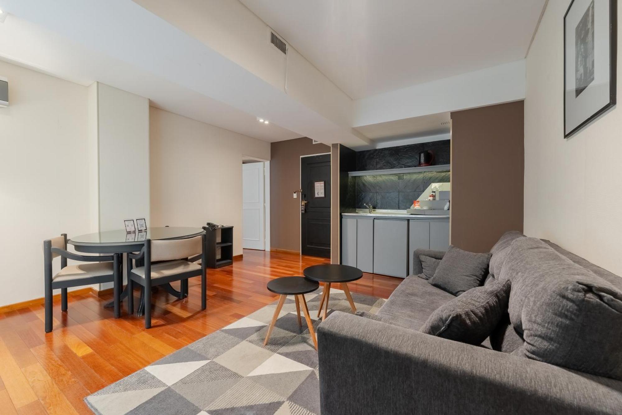 Premier Suite