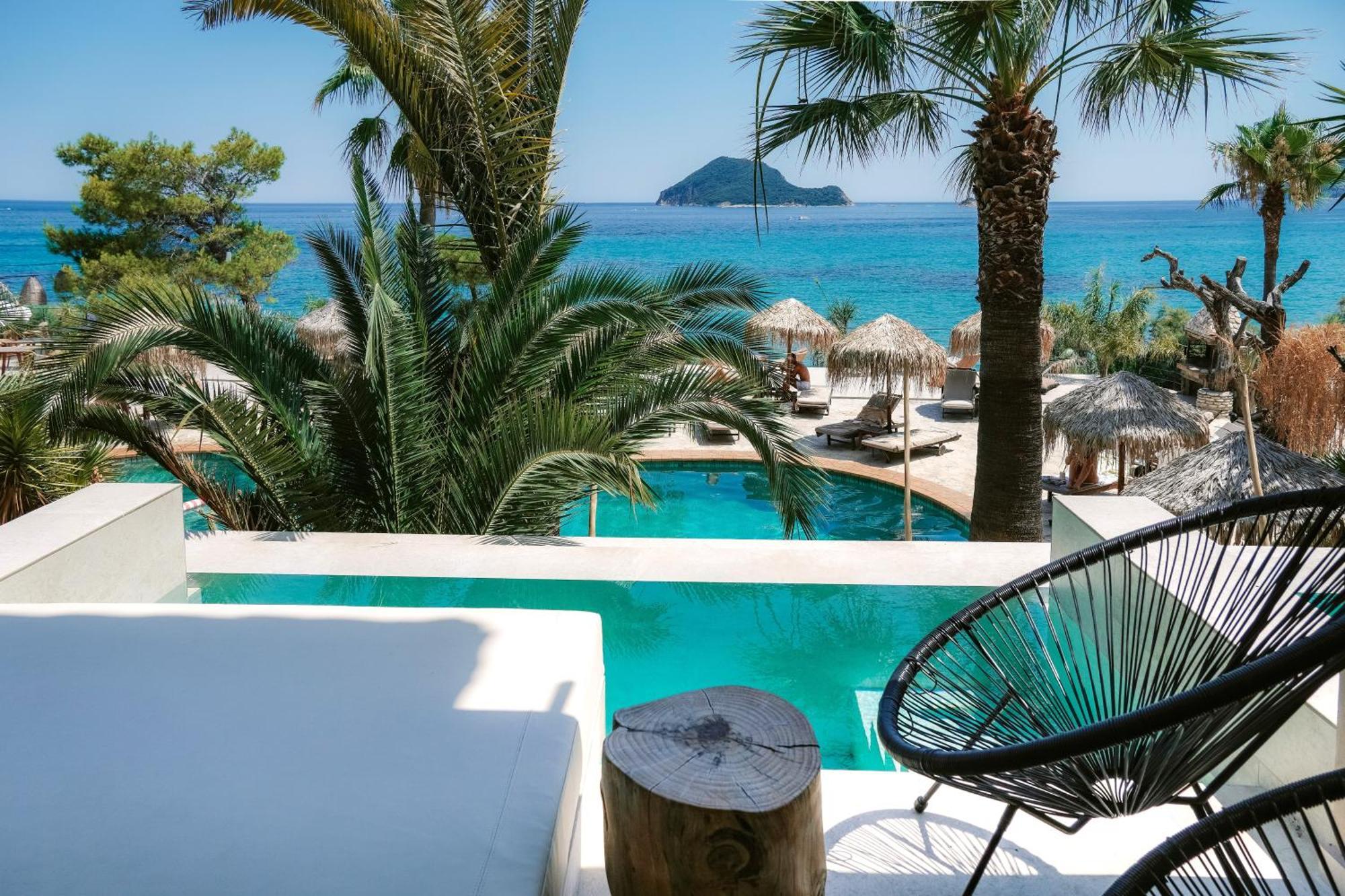 Executive Zimmer mit eigenem Pool und Meerblick