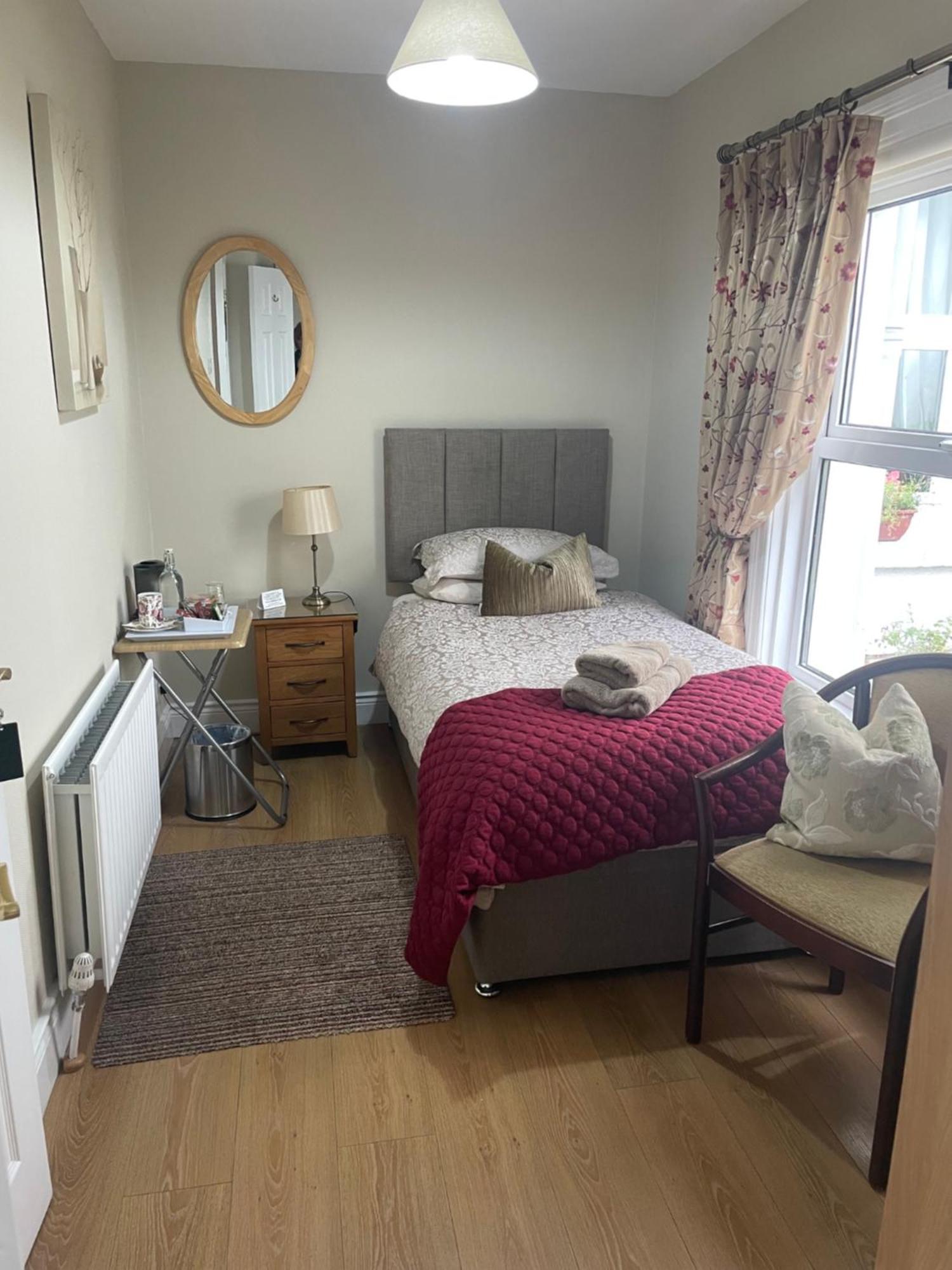 Classic Single Room