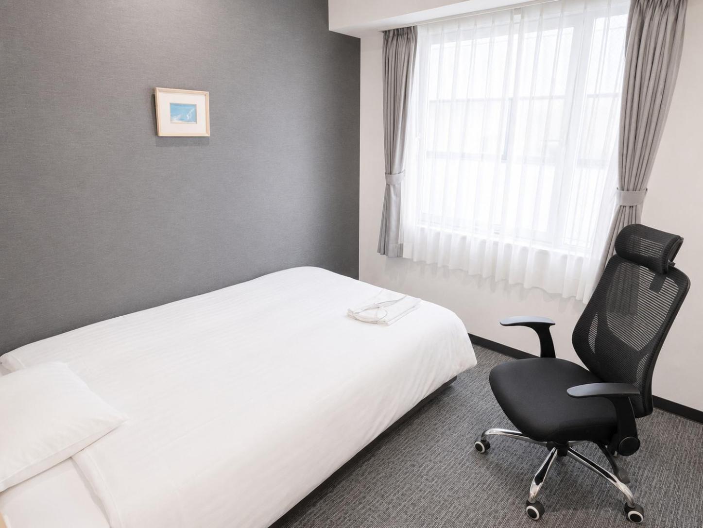 Standard Single Room - Non-Smoking