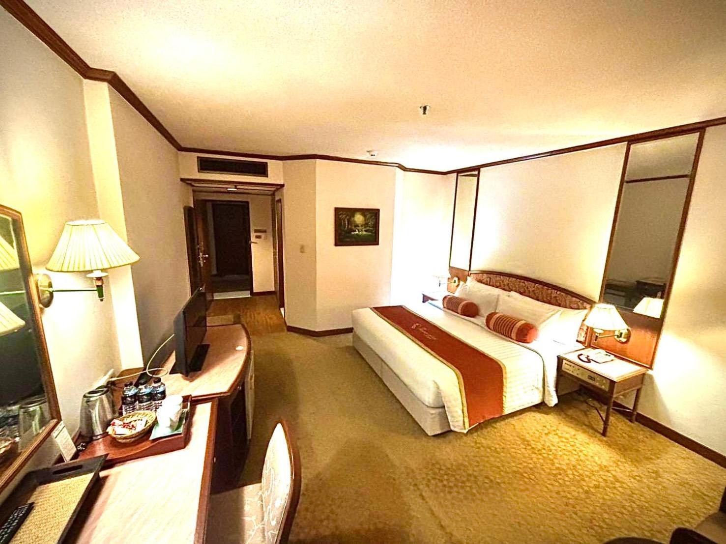 Grand Deluxe Double or Twin Room