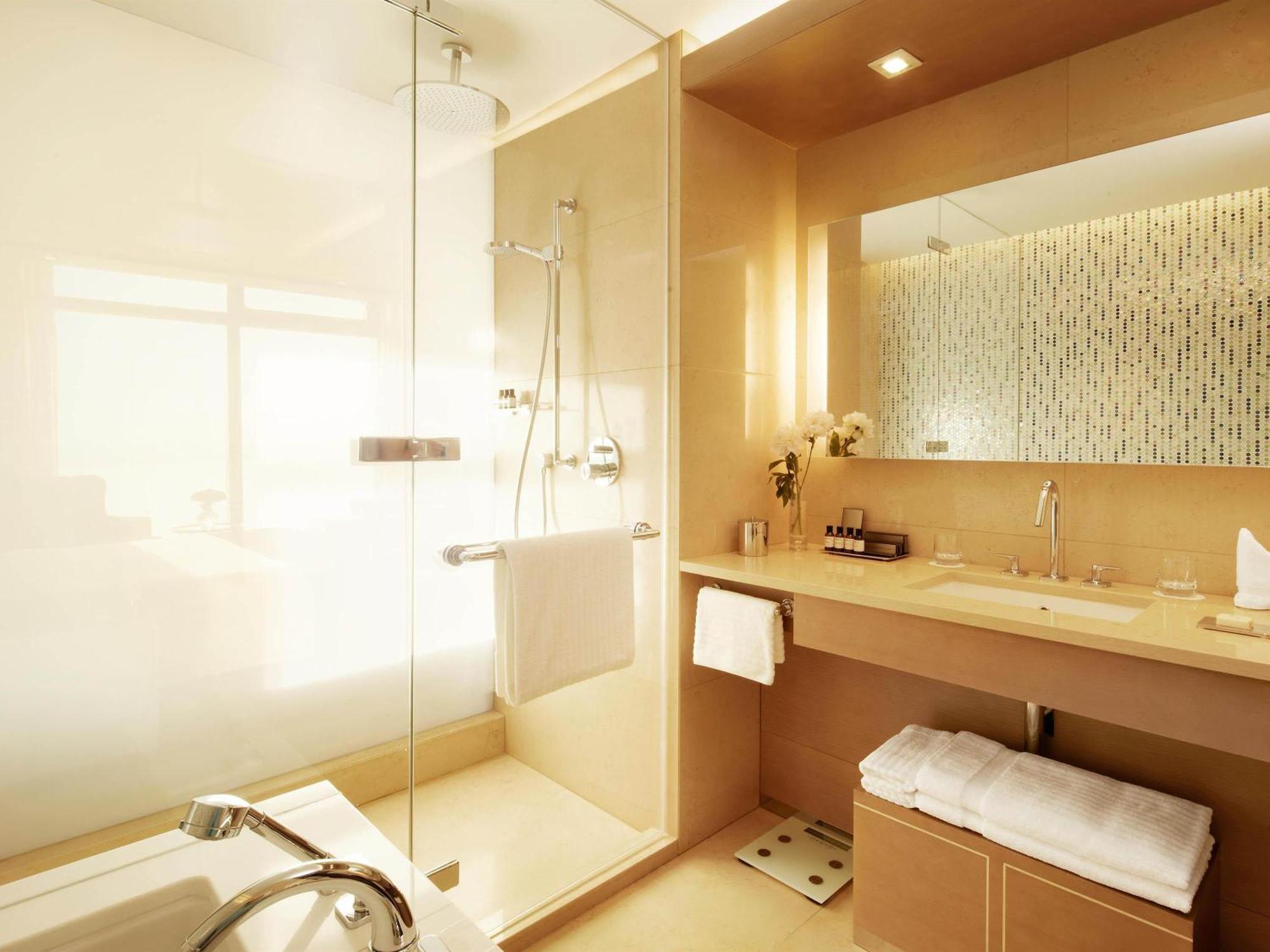 Suite Fairmont Gold mit 1 Schlafzimmer und Stadtblick