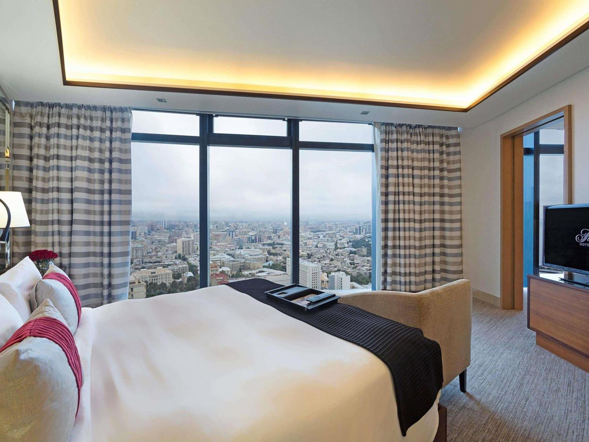 Signature Suite Fairmont Gold mit Stadtblick