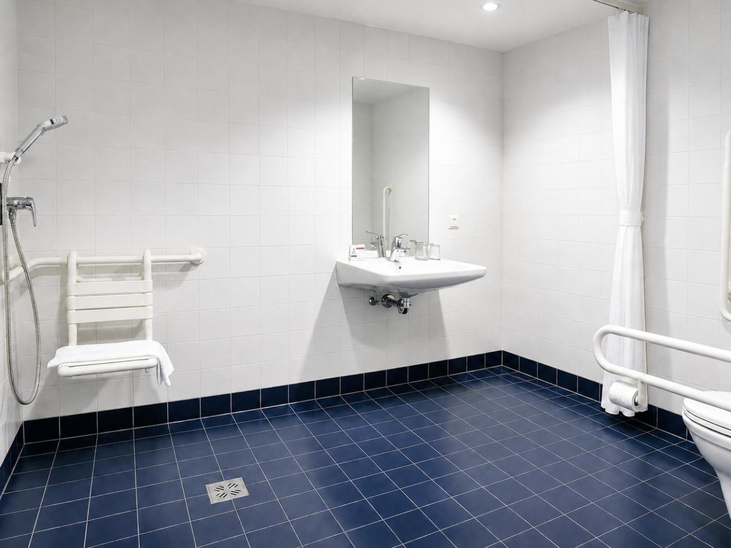 Chambre Double Standard - Accessible aux Personnes à Mobilité Réduite