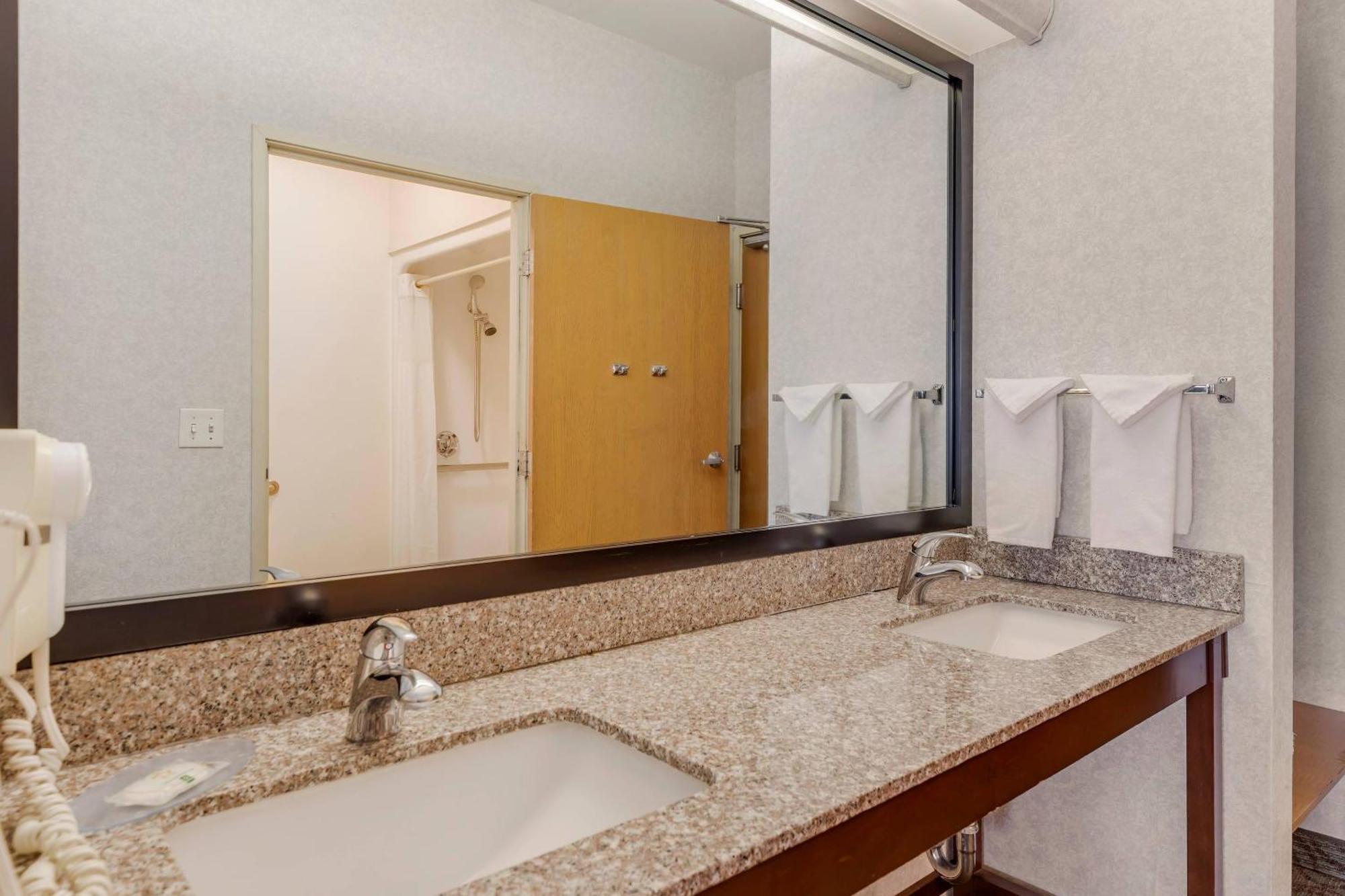 Queen Room Two Queen Beds Disability Access or Non-Smoking
