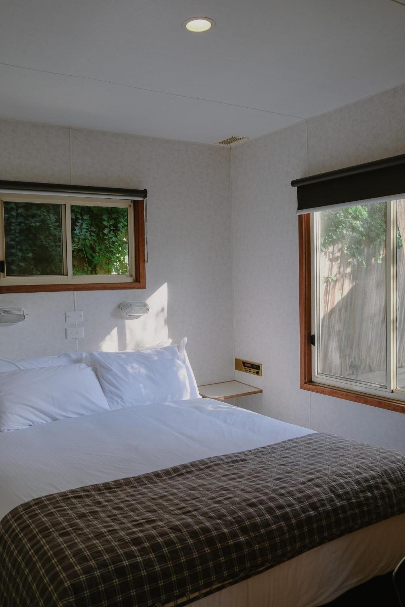 Two Bedroom Holiday Unit 6 Berth