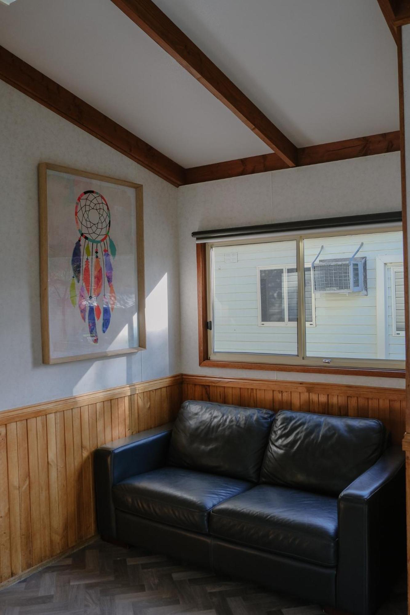 Two Bedroom Holiday Unit 6 Berth