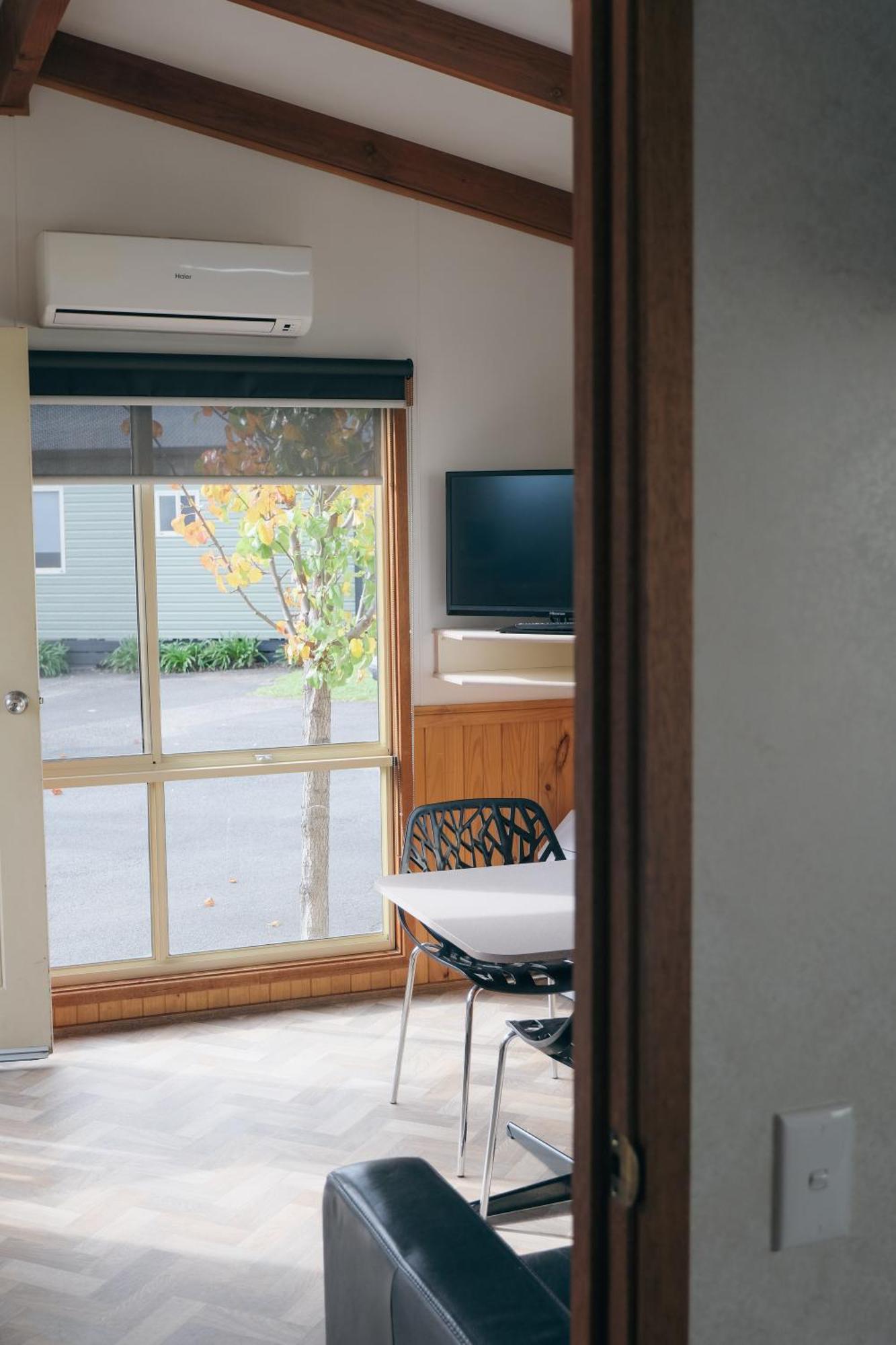 One Bedroom Deluxe Cottage 2 Berth