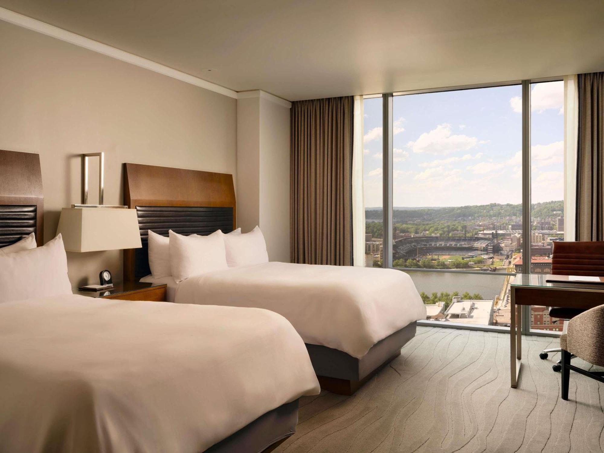 Fairmont Queen Room Two Queen Beds River Ballpark View