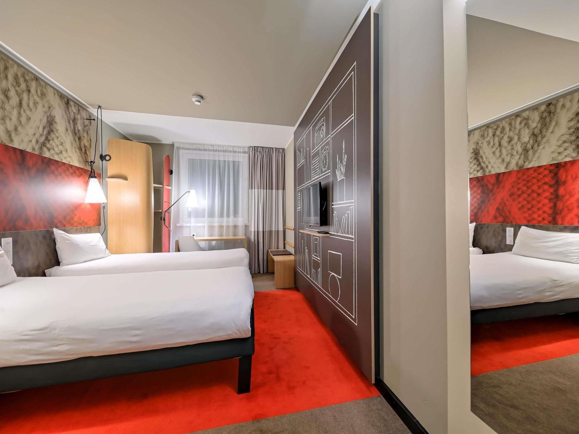 Standard Twin Room