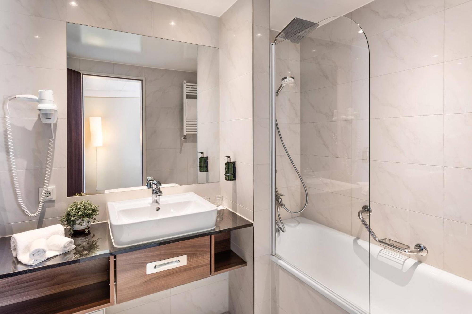 The Level Room with Executive Lounge Access
