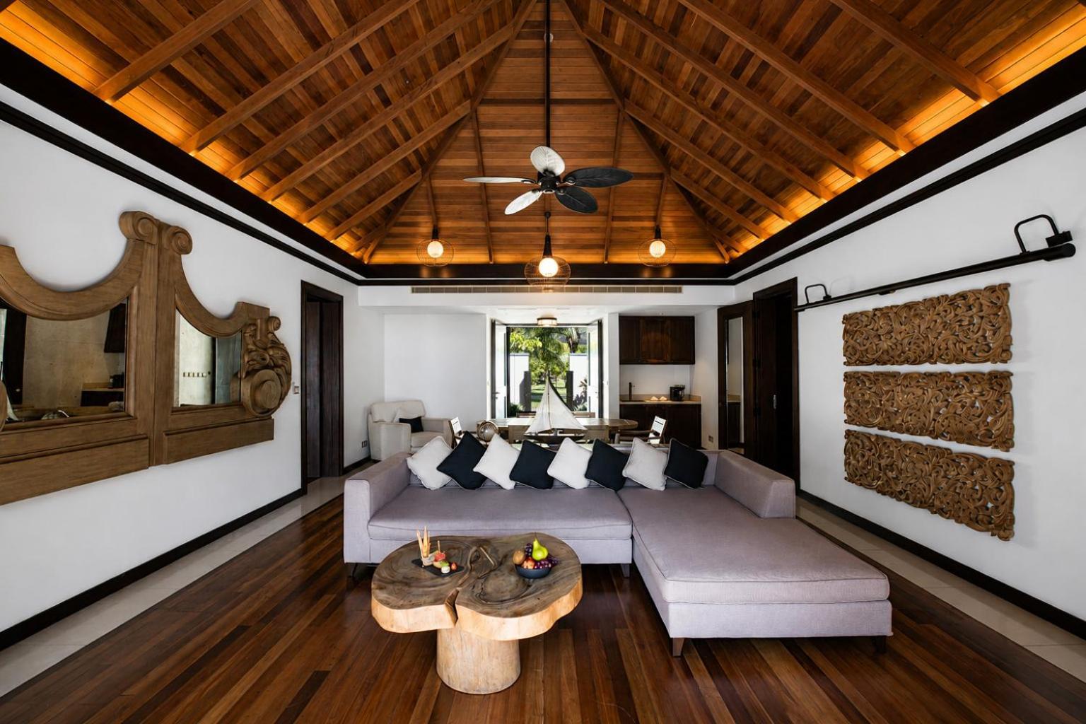 Grand Beach Pool Villa