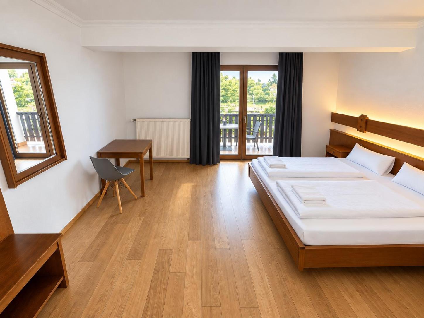Doppelzimmer mit Balkon
