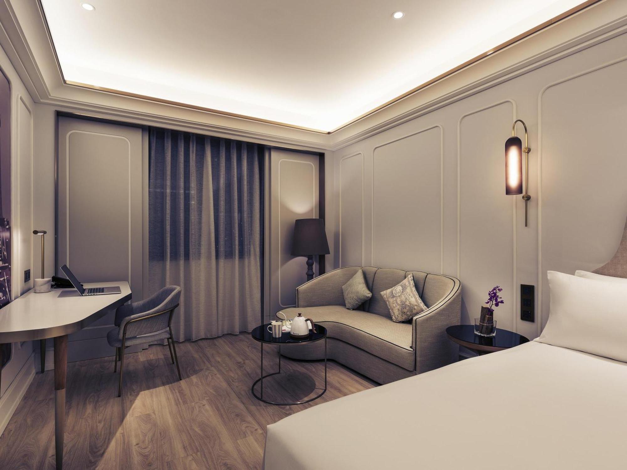 Superior King Room