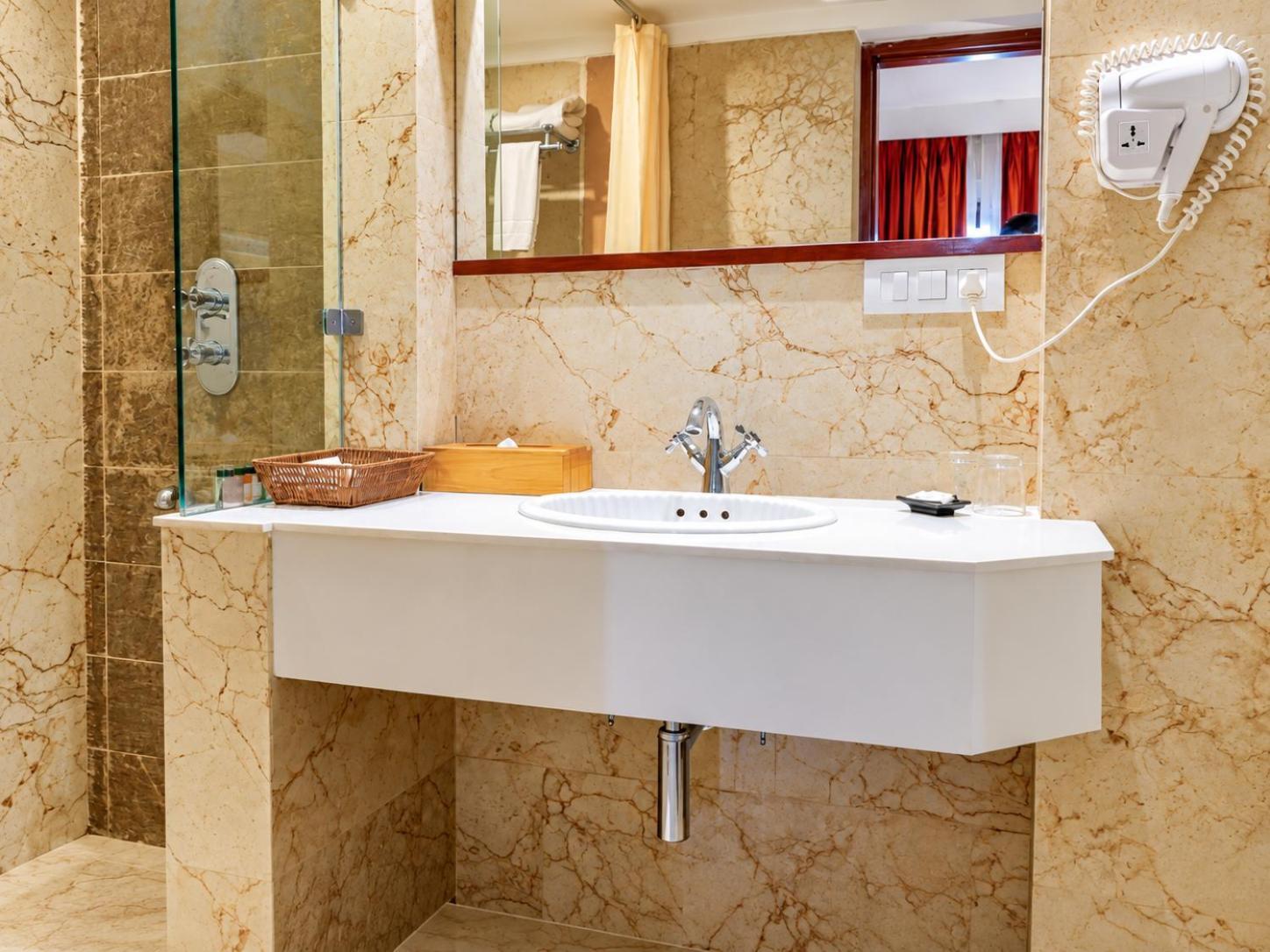 Deluxe Room Partial River Or Courtyard View and complimentary Mini Bar