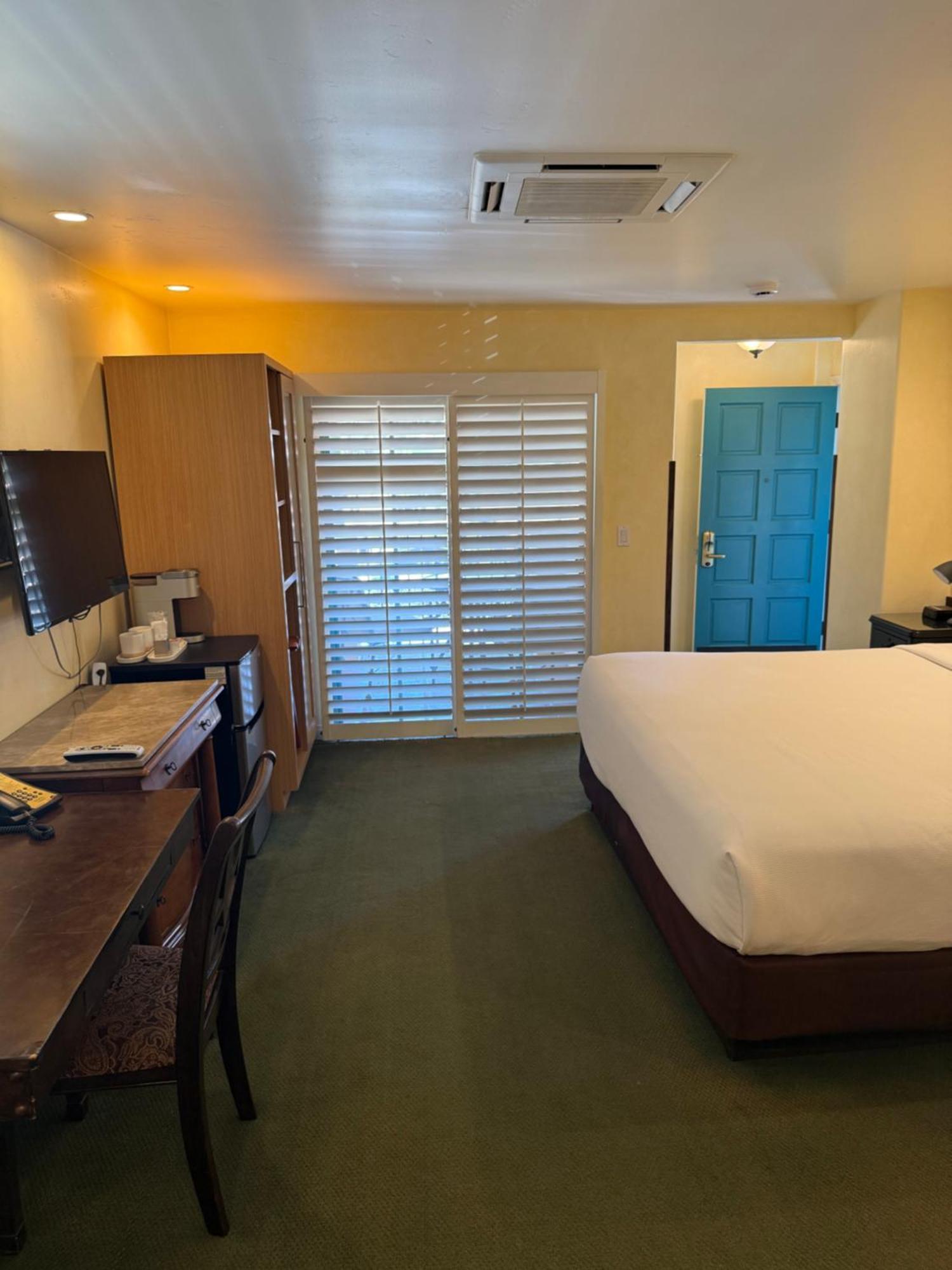 Superior King Room with Balcony
