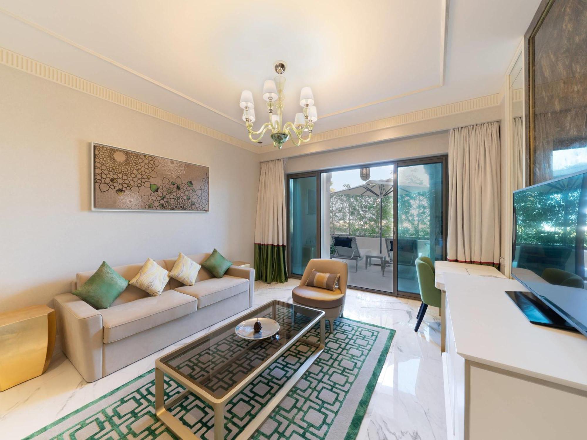 Suíte de 2 Quartos com Vista para o Jardim