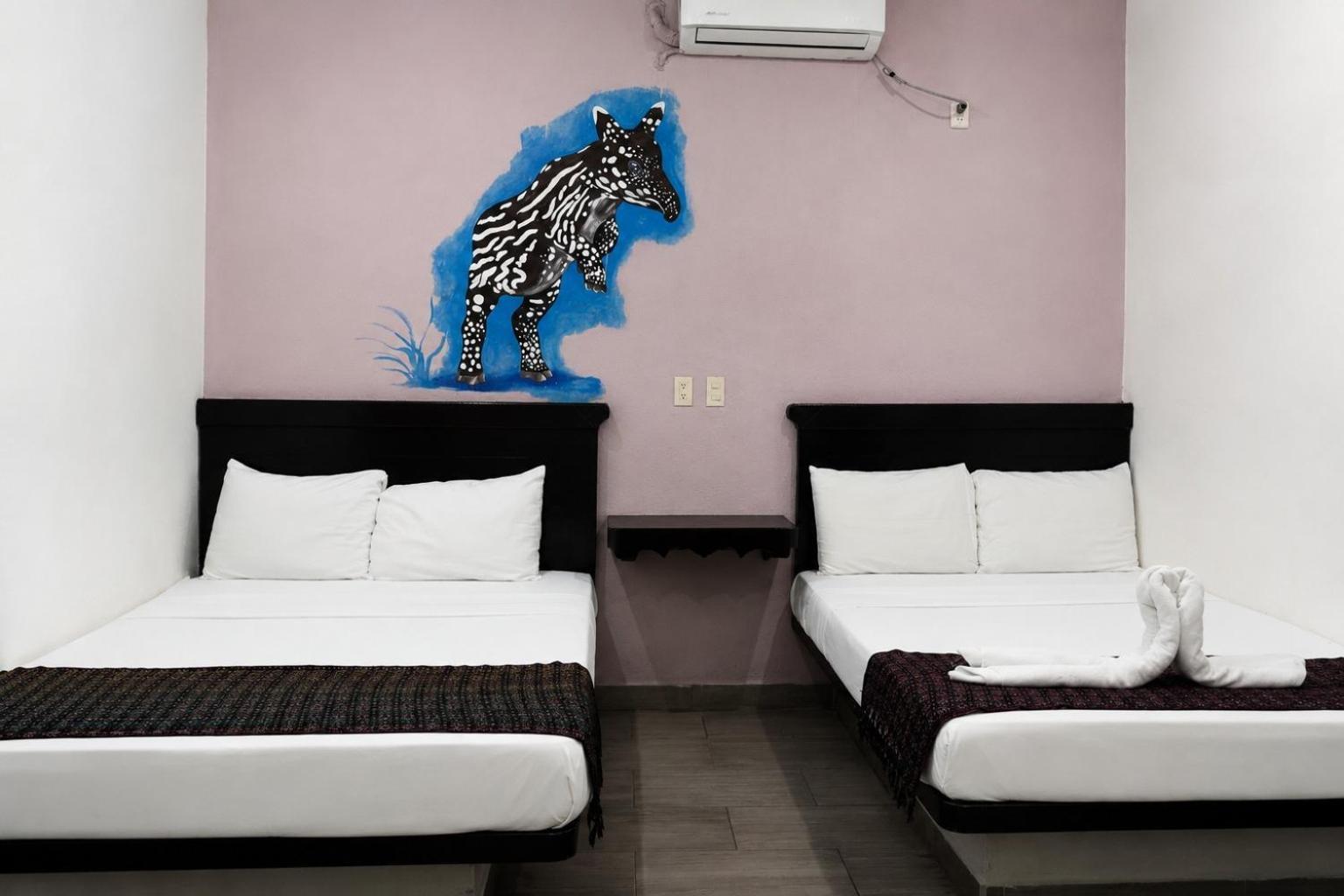 Habitación con 2 camas grandes