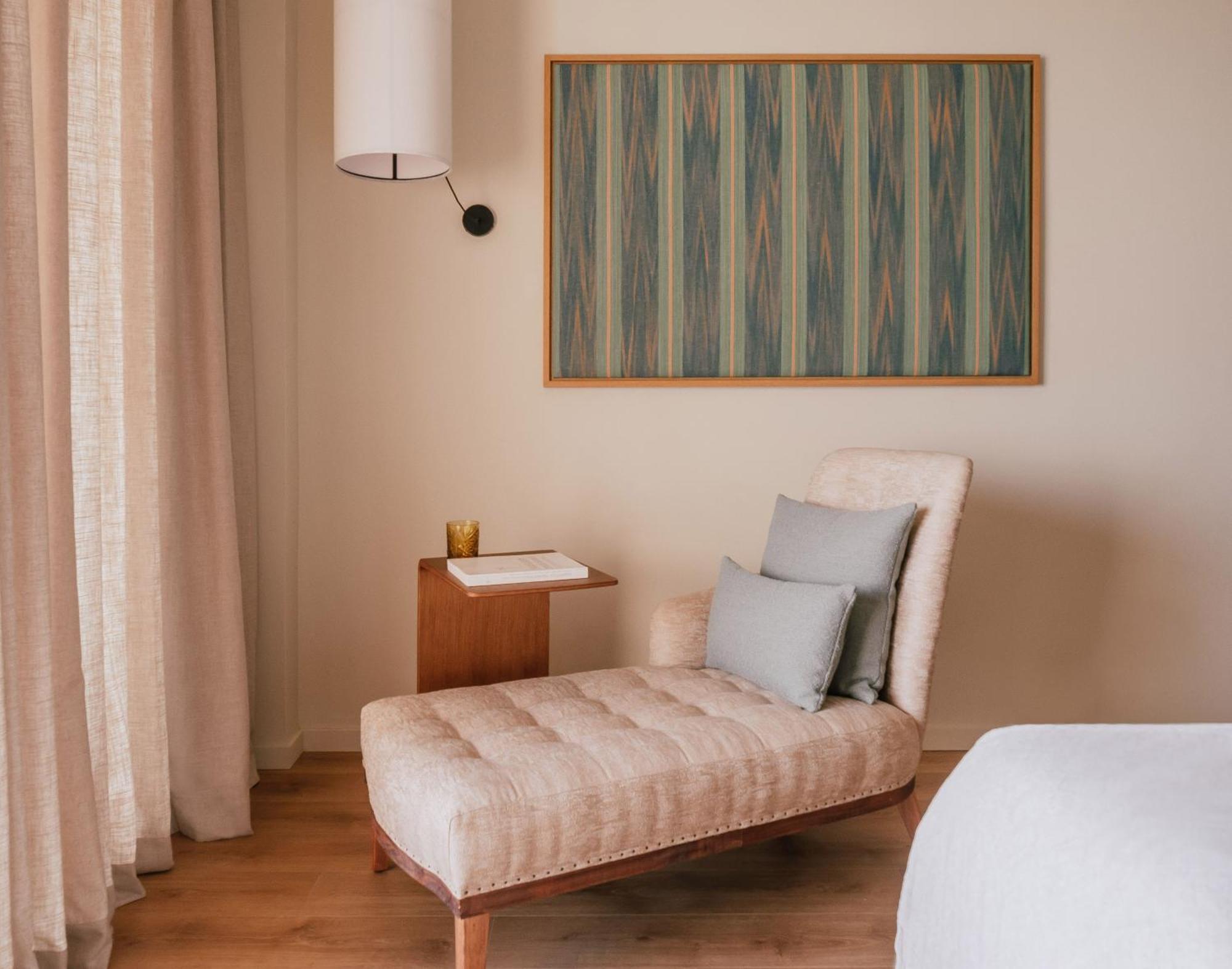 Deluxe Connected Room