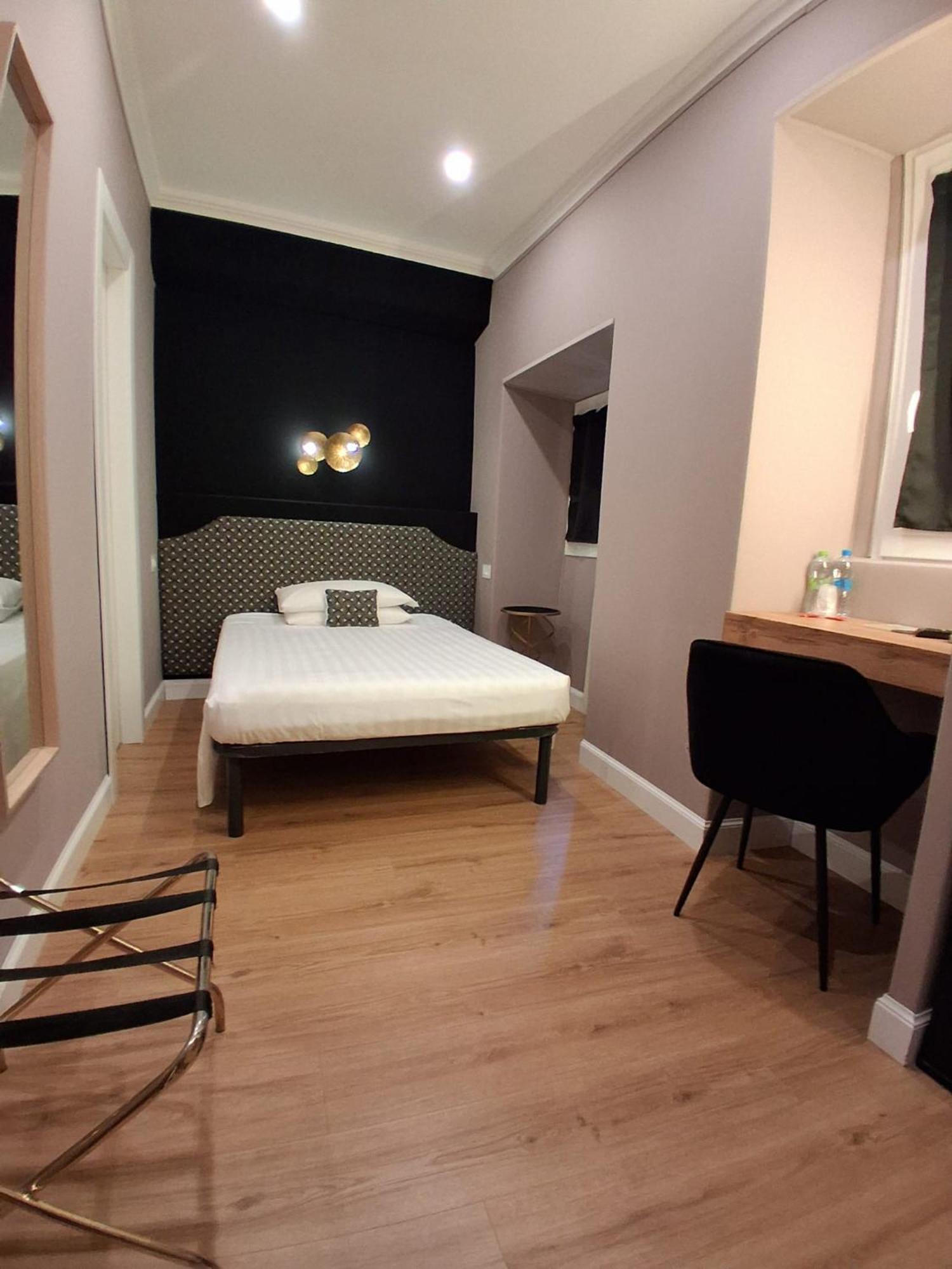 Kamar Double Kecil