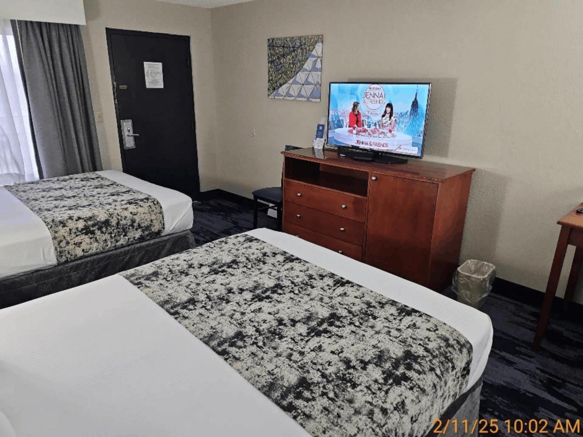 Queen Room Two Queen Beds