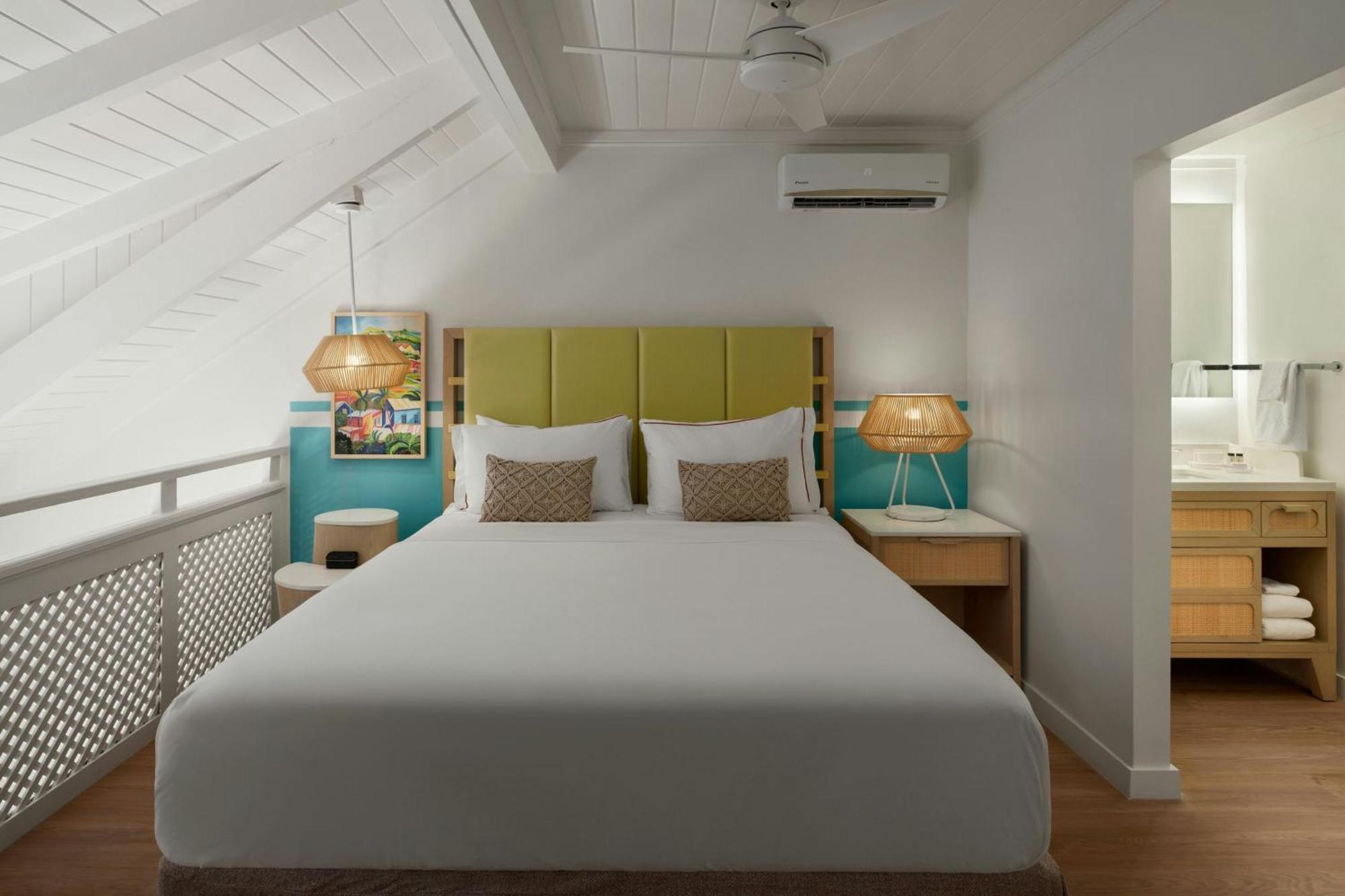 Ocean Front Duplex, 1 Bedroom Suite