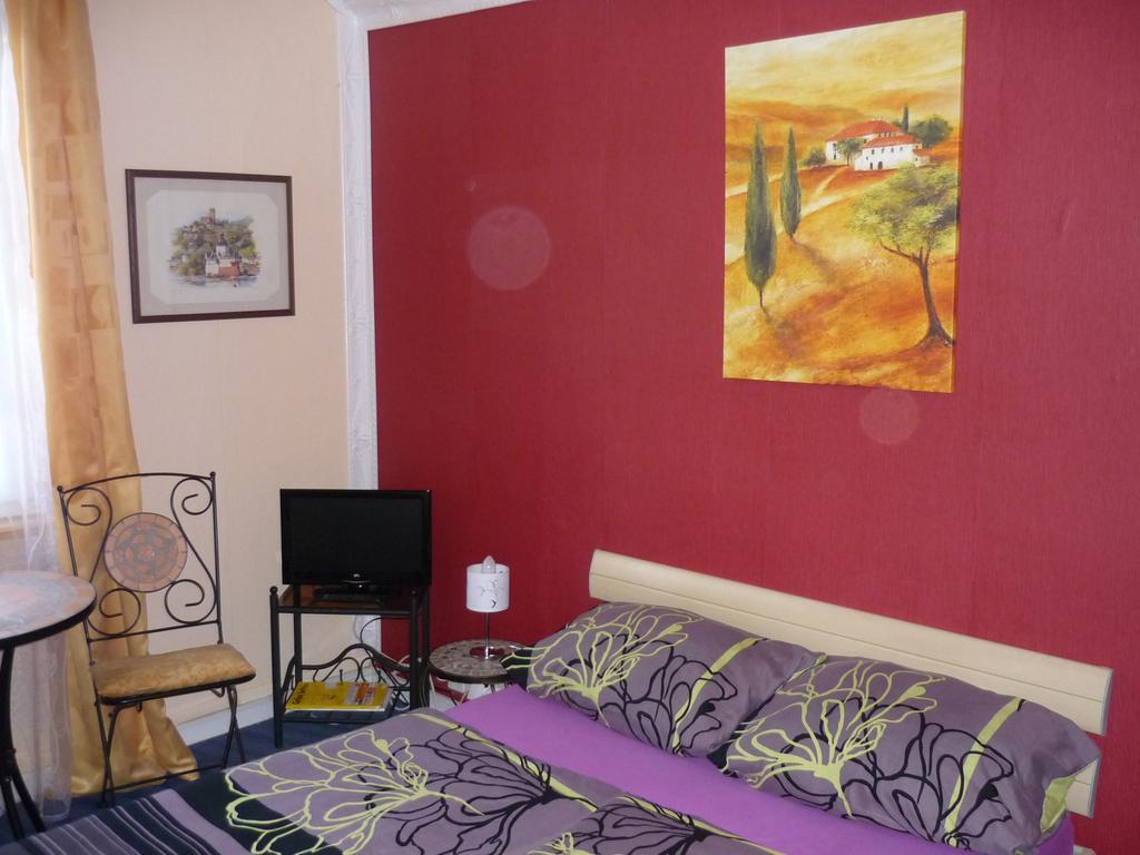 Basic Doppelzimmer mit Gemeinschaftsbad